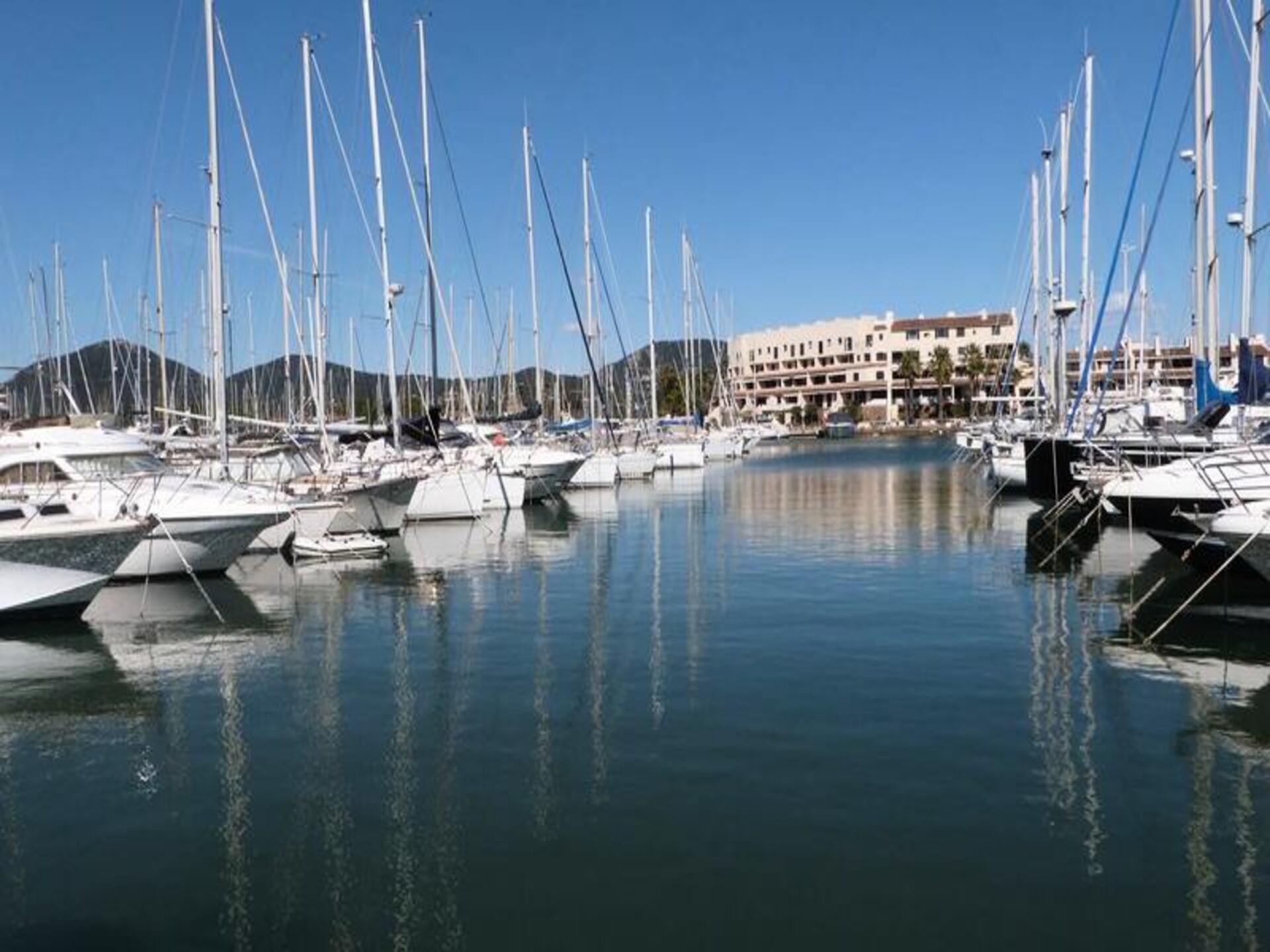 Appartement aan de Côte d'Azur met panoramisch uitzicht over de Golf van Saint-Tropez - foto 14