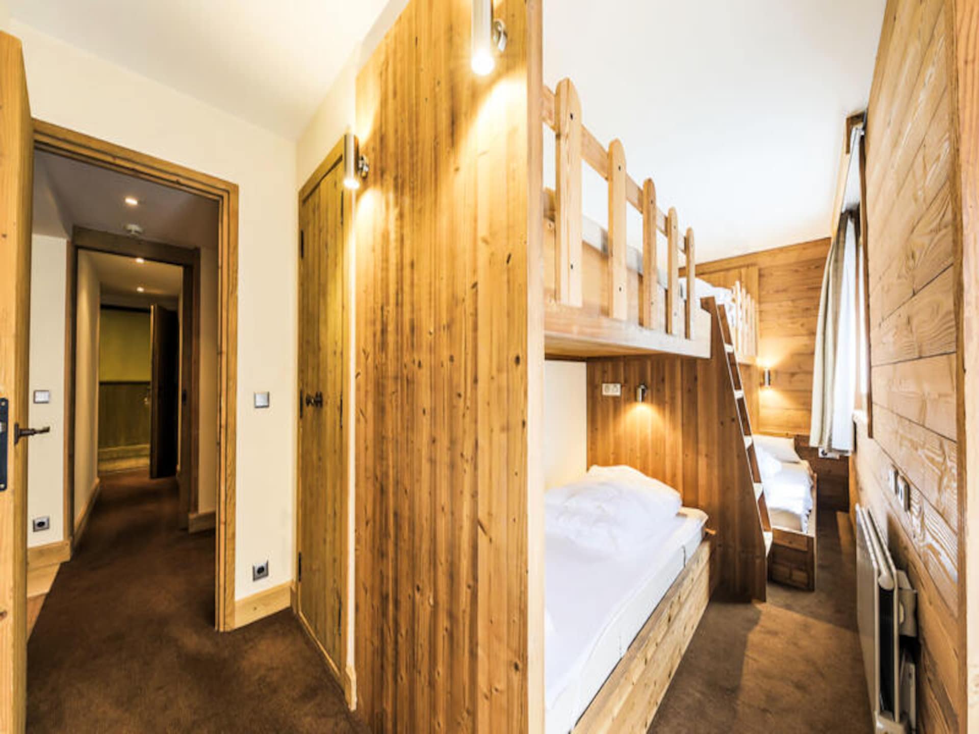 Prestigieus appartement op 100m van de pistes in Courchevel 1850 - foto 12