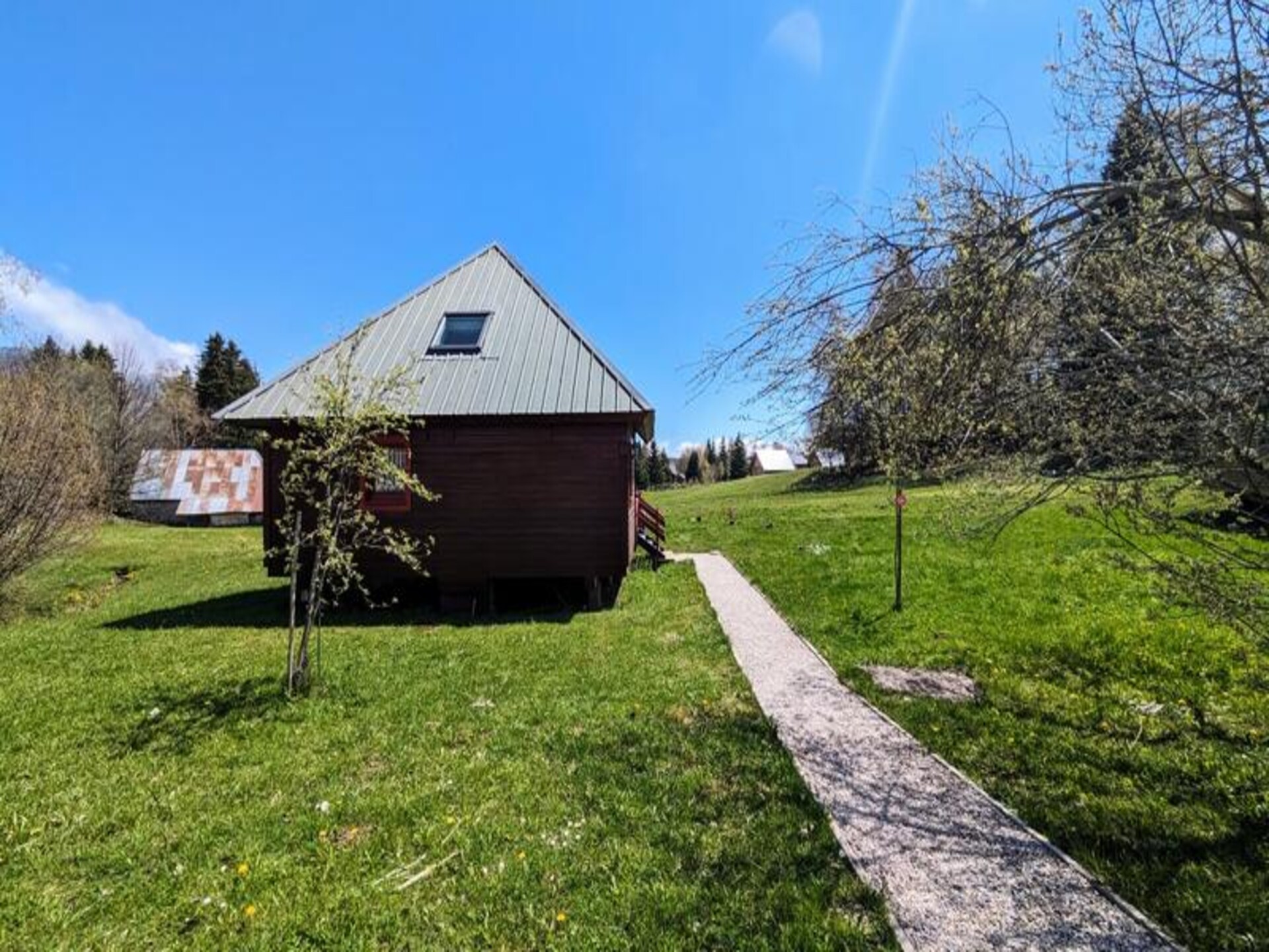 Authentiek chalet voor 6 personen in La Féclaz met tuin en gedeeld zwembad - foto 7
