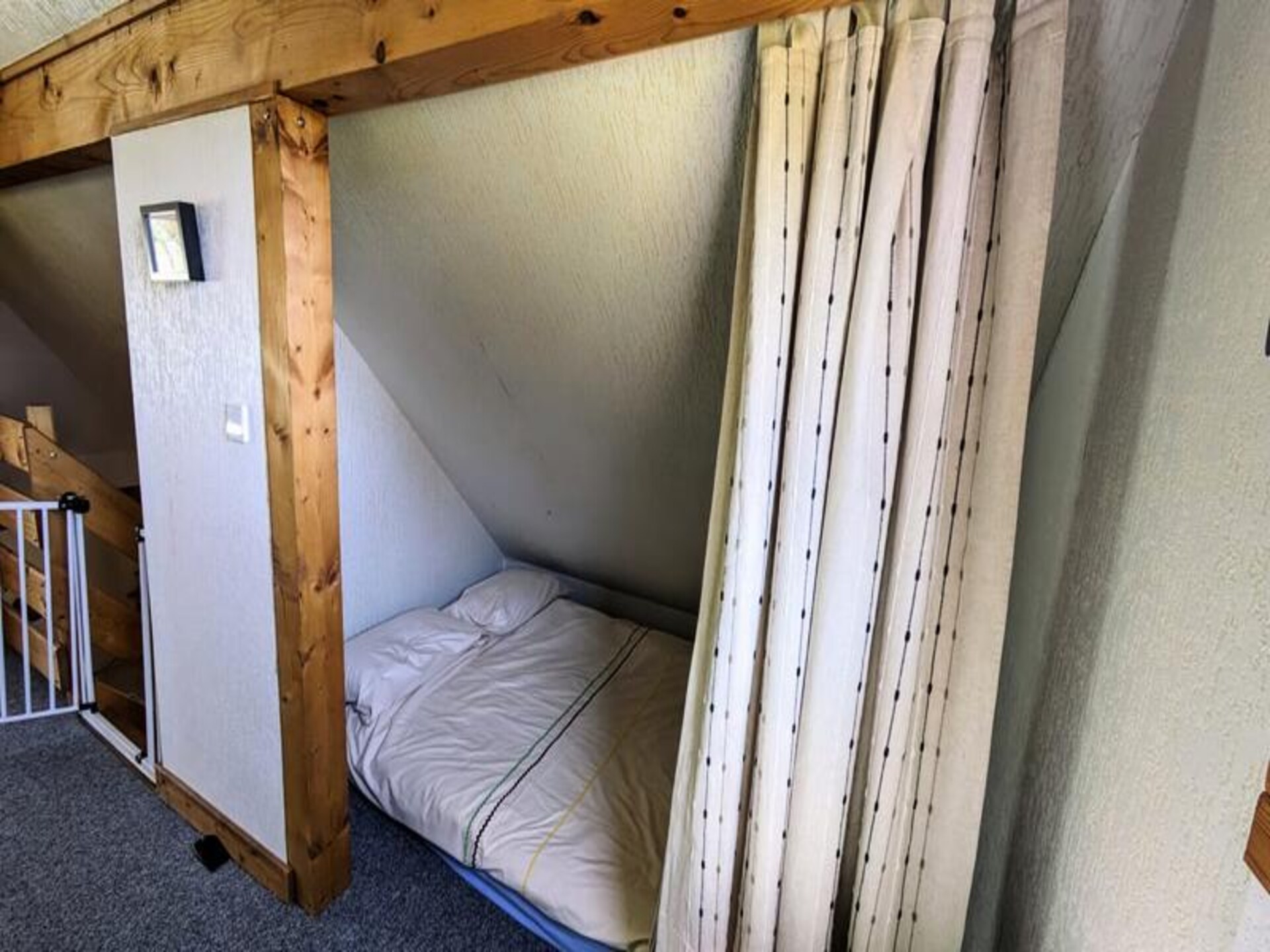 Authentiek chalet voor 6 personen in La Féclaz met tuin en gedeeld zwembad - foto 31