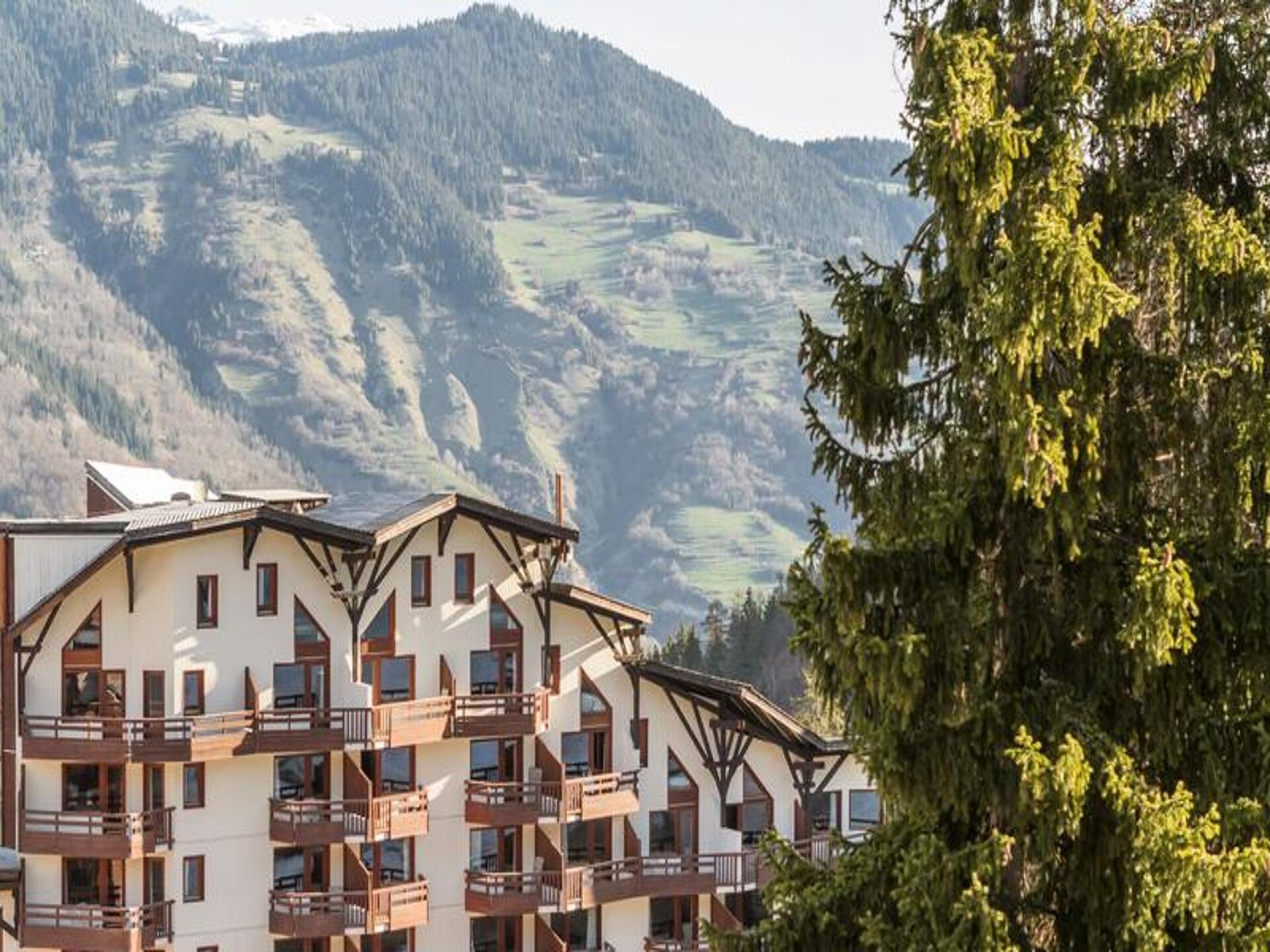 Ruim familie-appartement in het hart van Courchevel 1650, dicht bij de pistes - foto 10