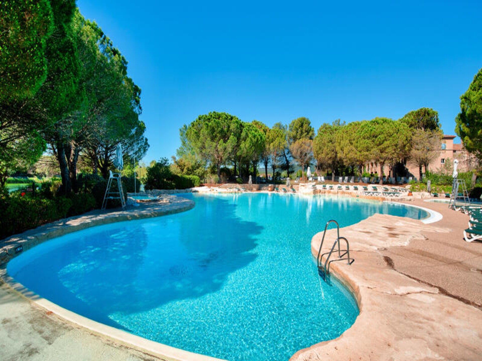 Appartement op het Domein van Pont Royal in de Provence met tuin - foto 37