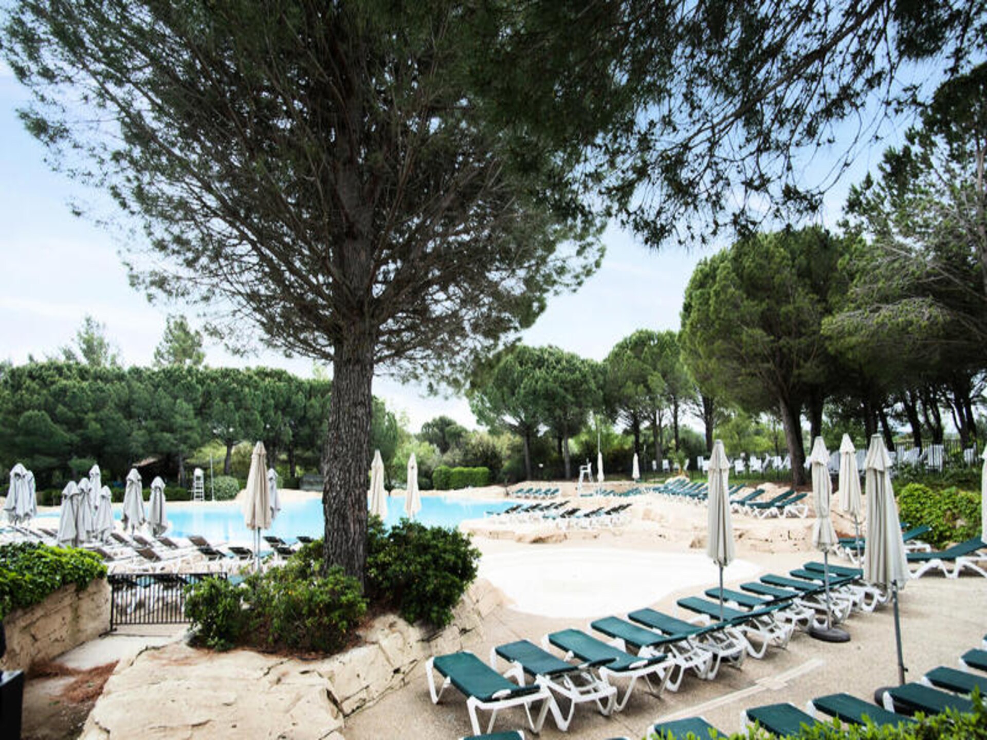 Knus appartement voor 5 in autovrij Provençaals vakantiedorp met zwemparadijs - foto 36