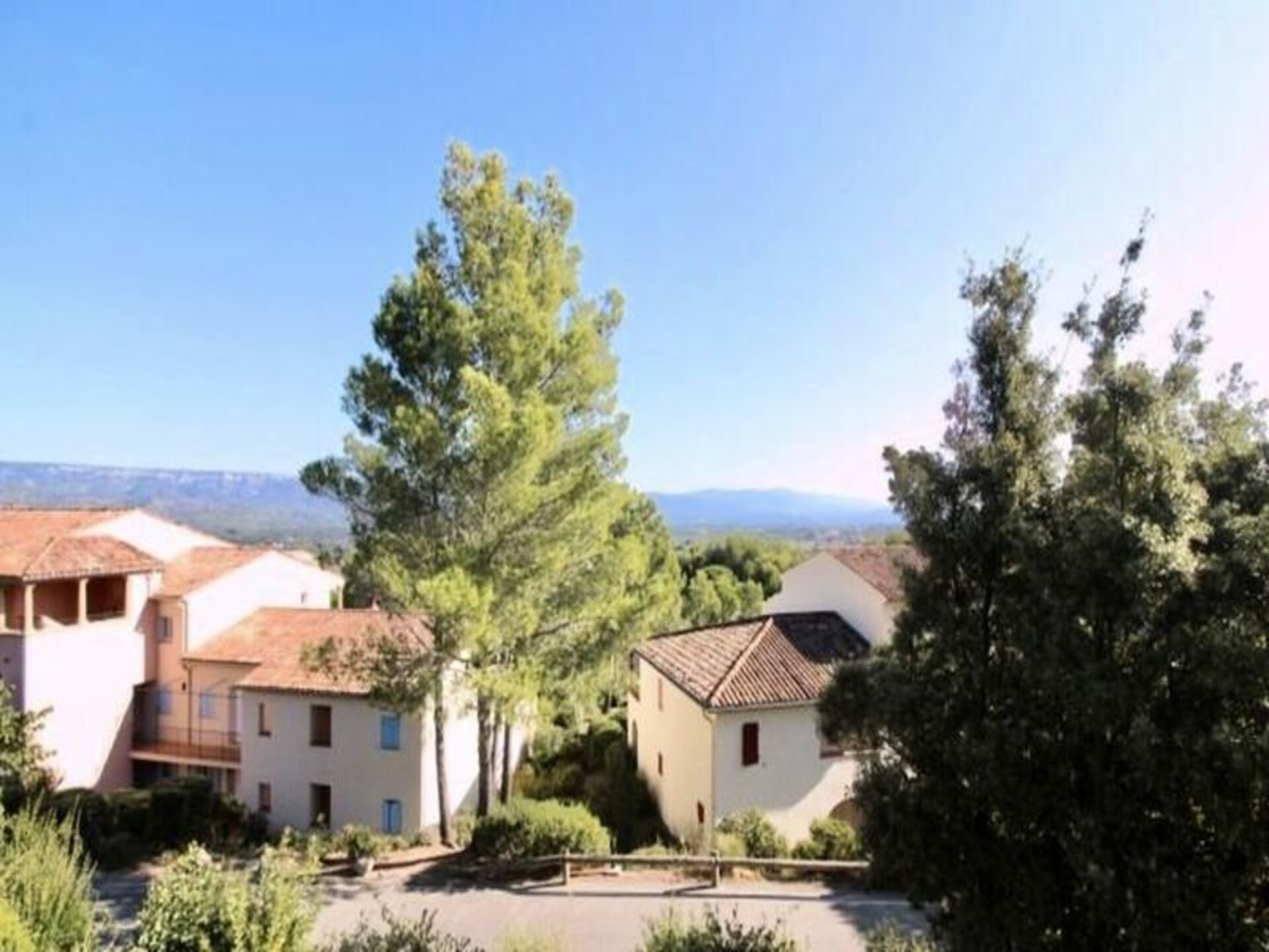 Comfortabel appartement in hartje Provence met airconditioning en tuin - foto 36