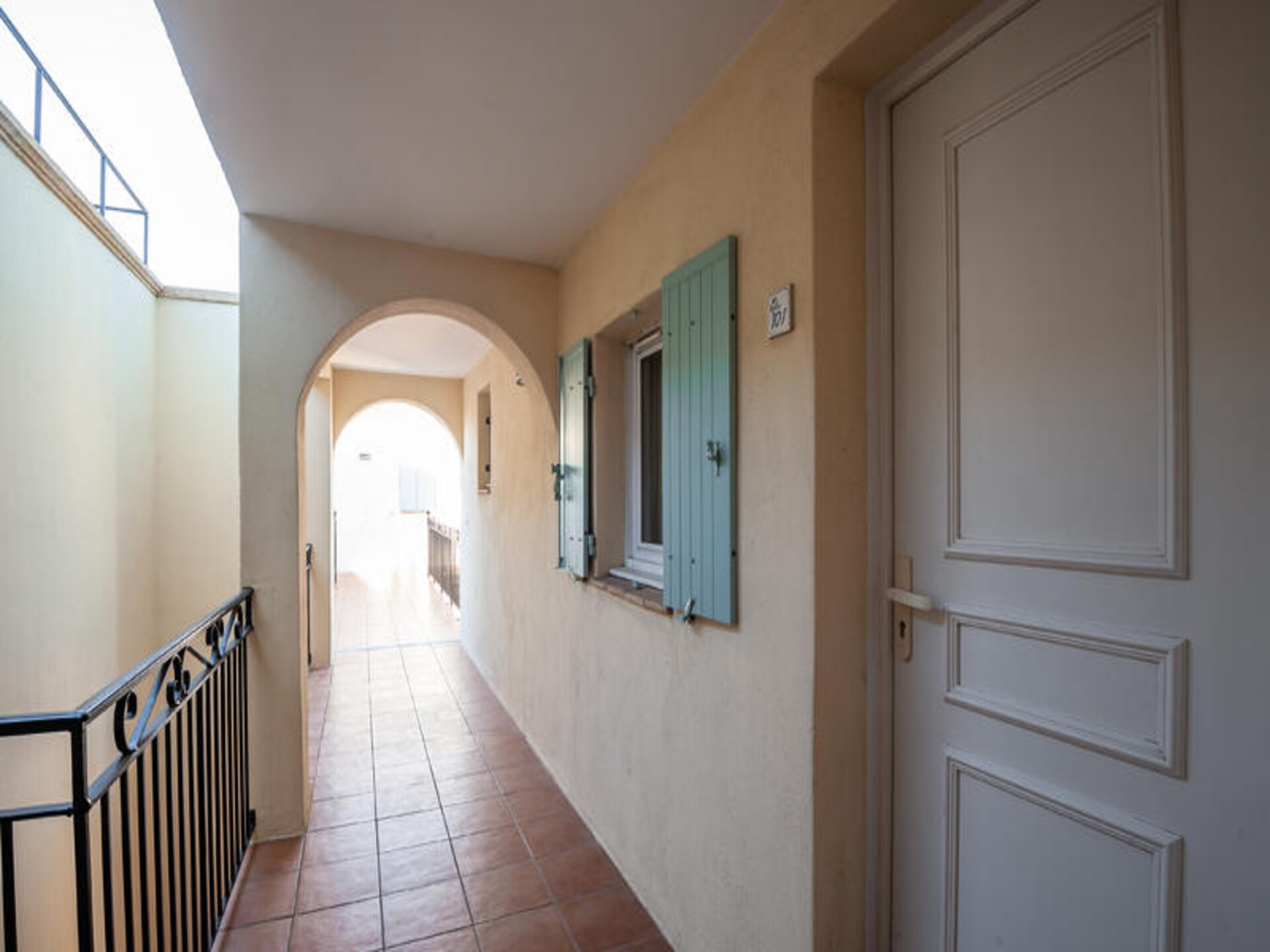 Knus appartement in Village Pont Royal, Mallemort met tuin - foto 33