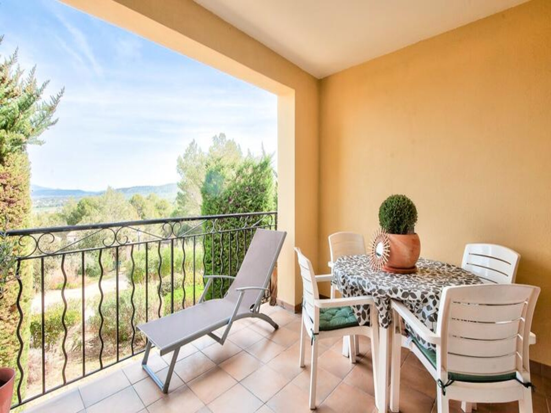Gerenoveerd appartement in hartje Pont Royal met airco & zwembad - foto 31
