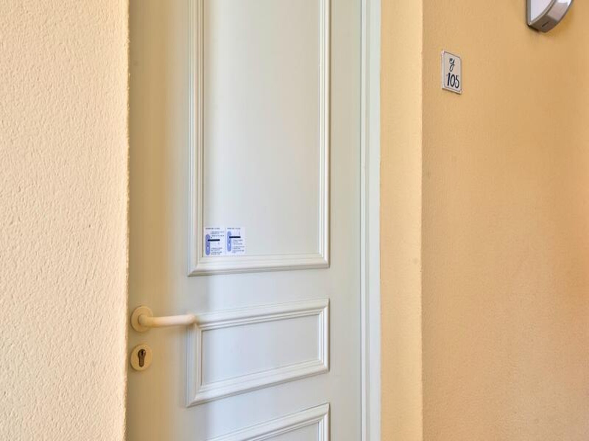 Gerenoveerd appartement in hartje Pont Royal met airco & zwembad - foto 37
