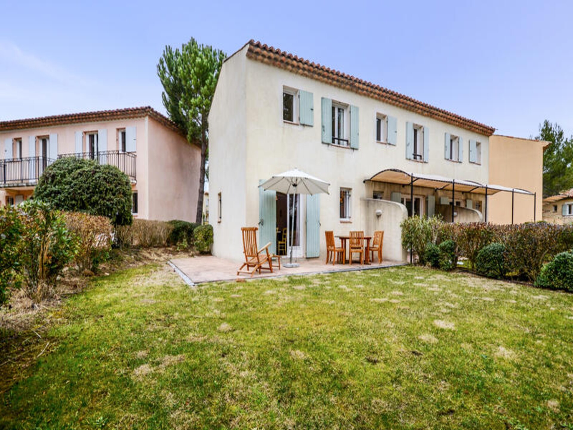 Provençaals appartement voor 6 personen aan de golfbaan van Pont Royal - foto 32
