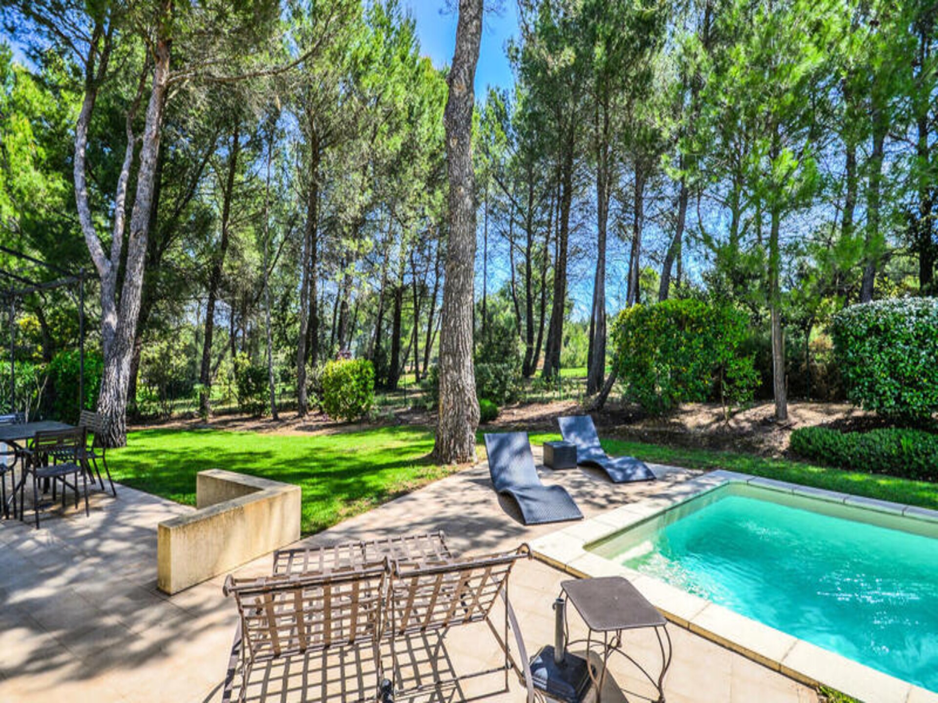 Ruime villa met privézwembad aan golfbaan Pont Royal, Mallemort - foto 22