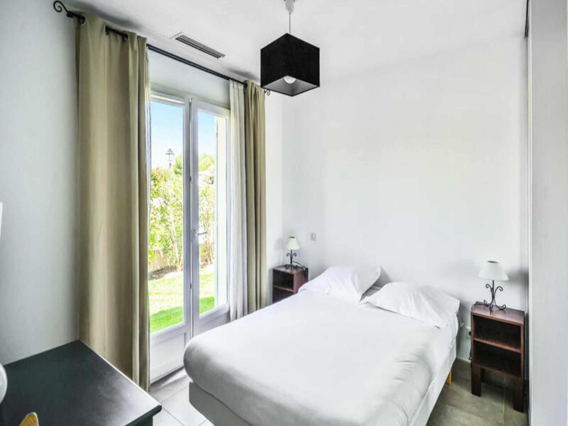 Ruime villa met privézwembad aan golfbaan Pont Royal, Mallemort - foto 27