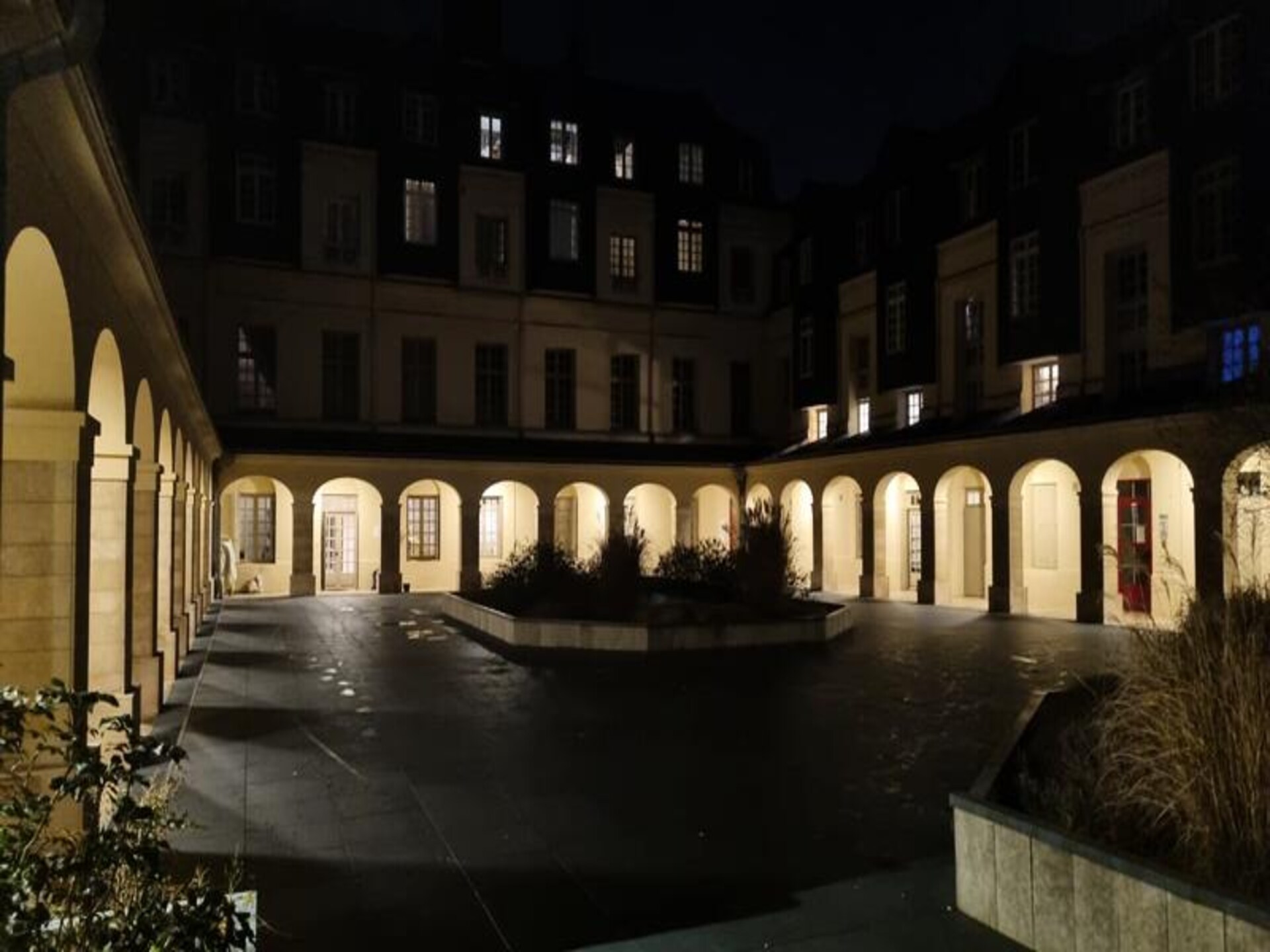 Le Duplex in Rouen: knus appartement met parkeerplaats, tennis & uitzicht - foto 31
