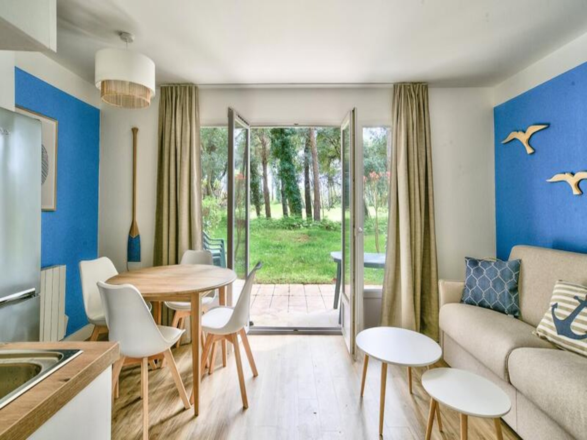 Golfvilla in pijnbomenbos met terras vlakbij de oceaan - foto 17