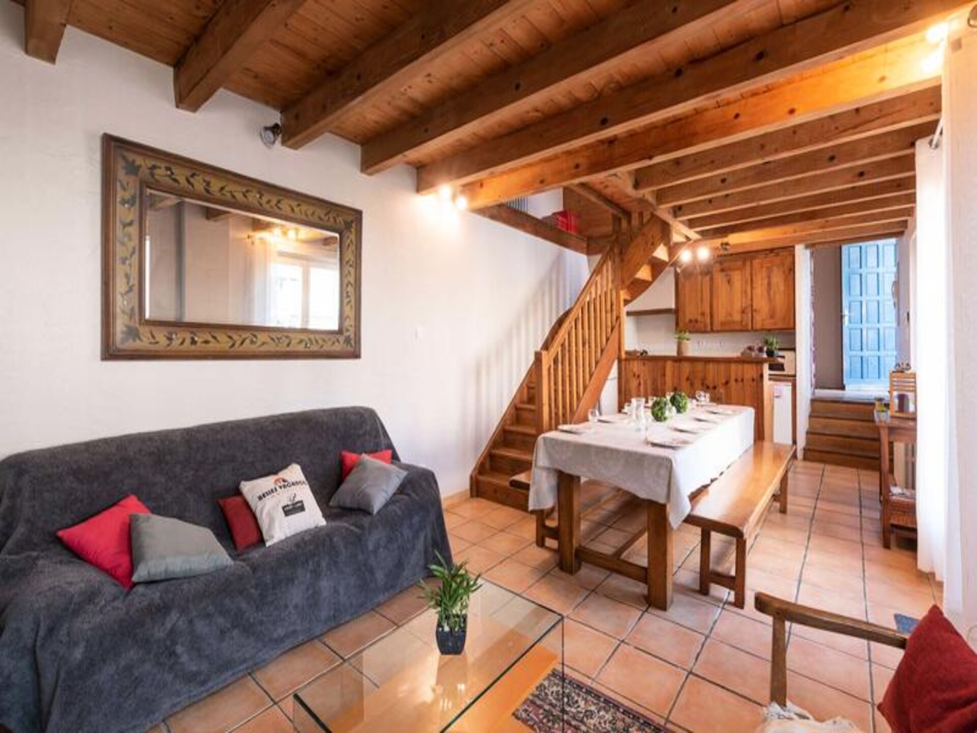 Authentiek familiehuis voor 11 in Vielle-Aure, direct aan de rivier - foto 3