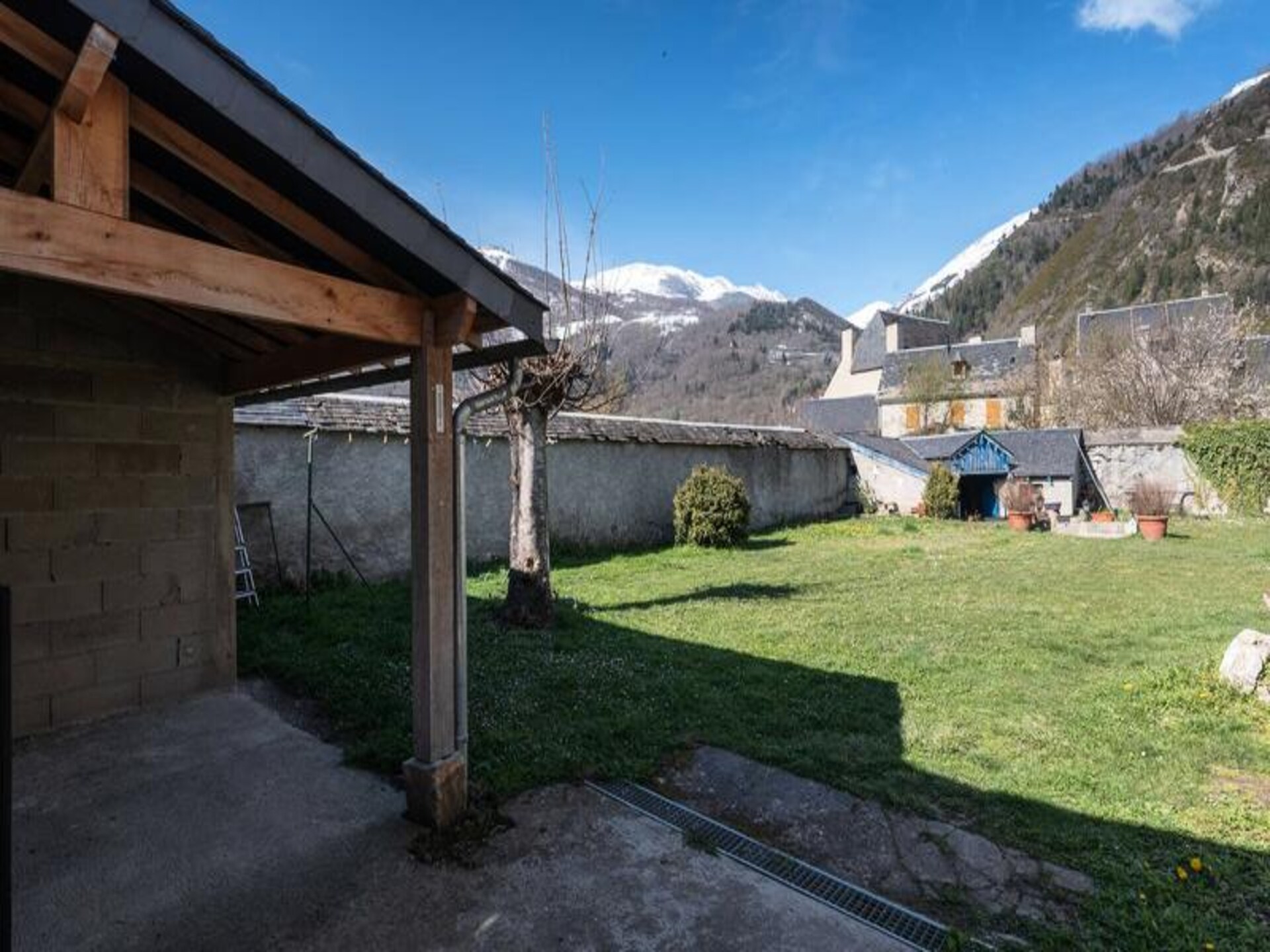 Authentiek familiehuis voor 11 in Vielle-Aure, direct aan de rivier - foto 18