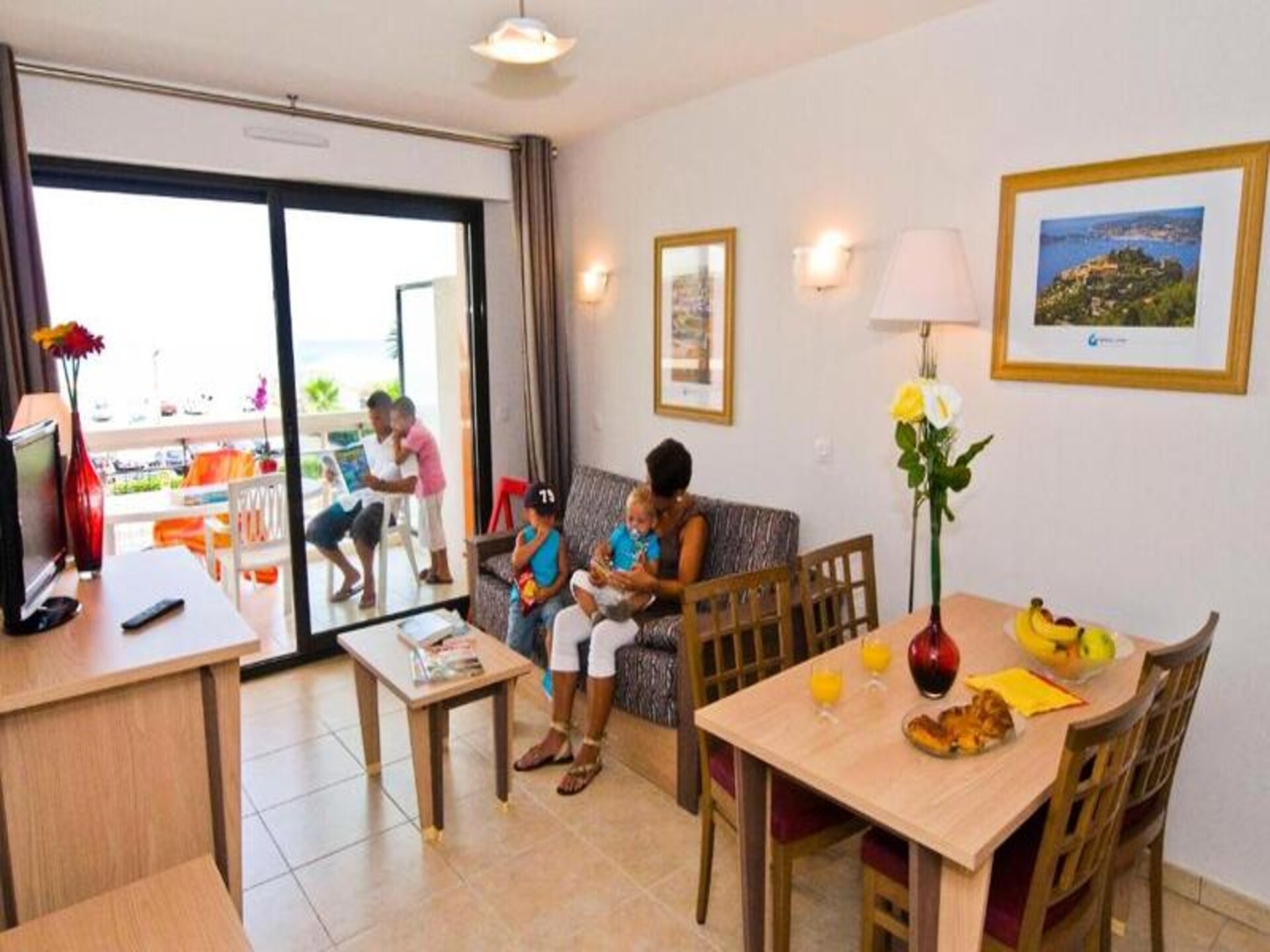 Licht appartement op 100 meter van strand in Villeneuve-Loubet - foto 9