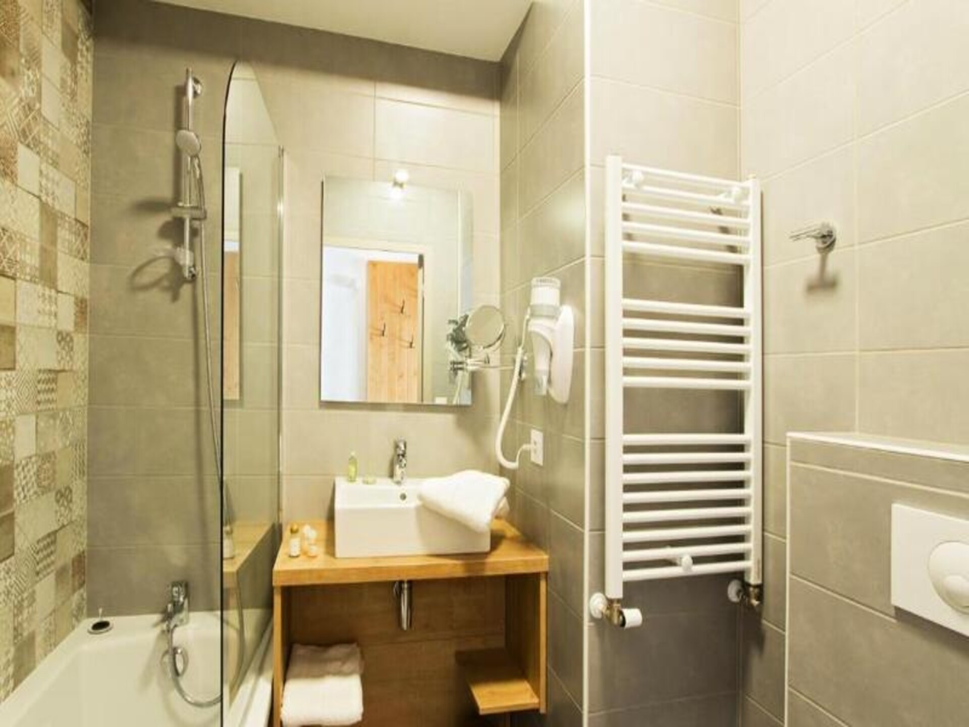 Comfortabel studio-appartement in Orcières met zwembad en wellness - foto 10