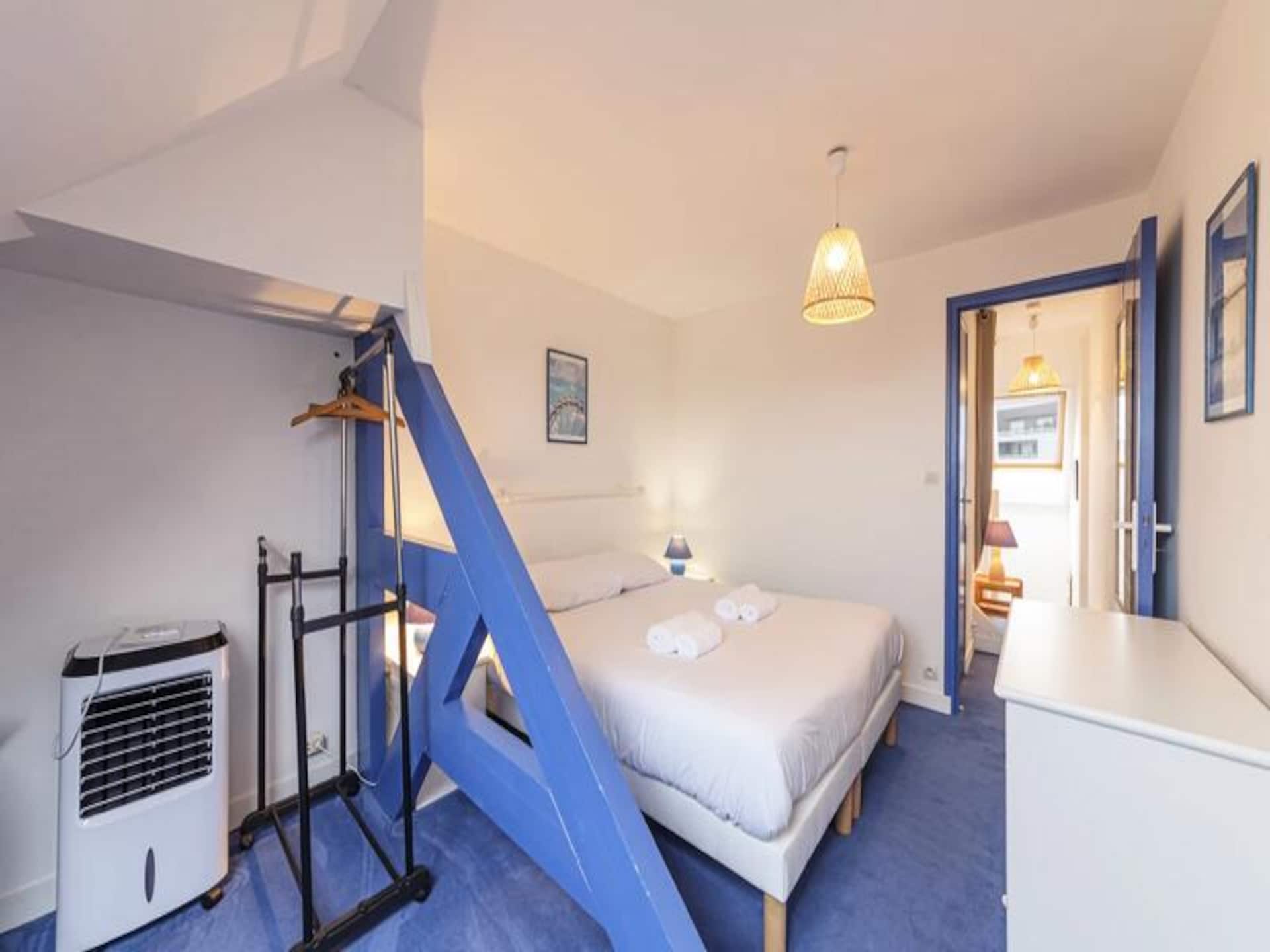 Licht appartement met balkon en uitzicht op de haven van Arzon - foto 7