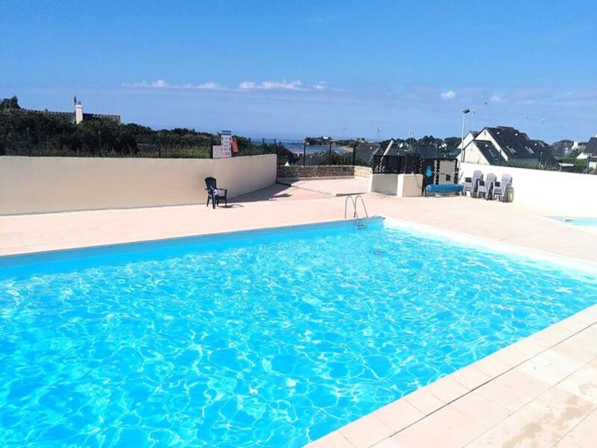 Knus appartement met tuin en zwembad, op 500 meter van het strand van Guidel - foto 7