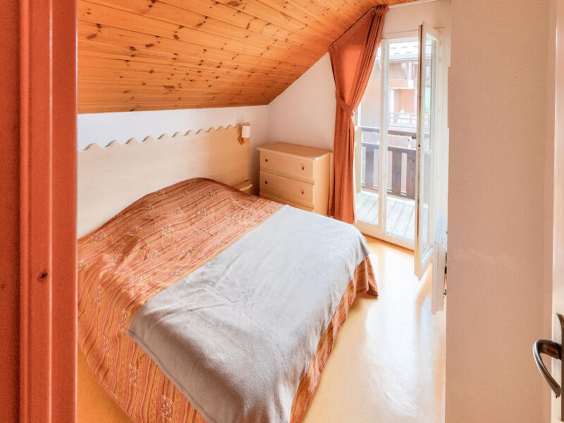Authentiek chalet voor 6 personen in Puy Saint Vincent, direct aan de piste - foto 16