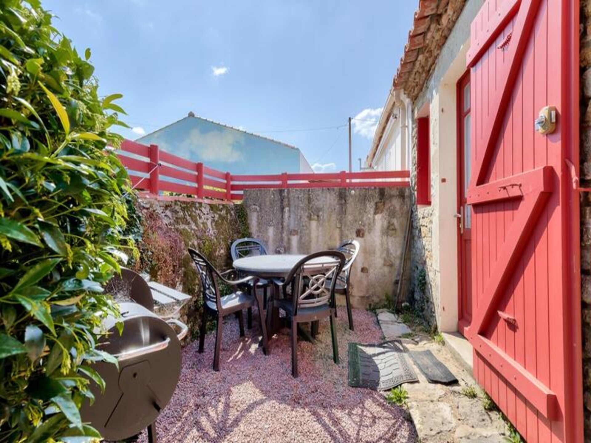 Licht appartement met tuin op 1 km van strand in Talmont-Saint-Hilaire - foto 14