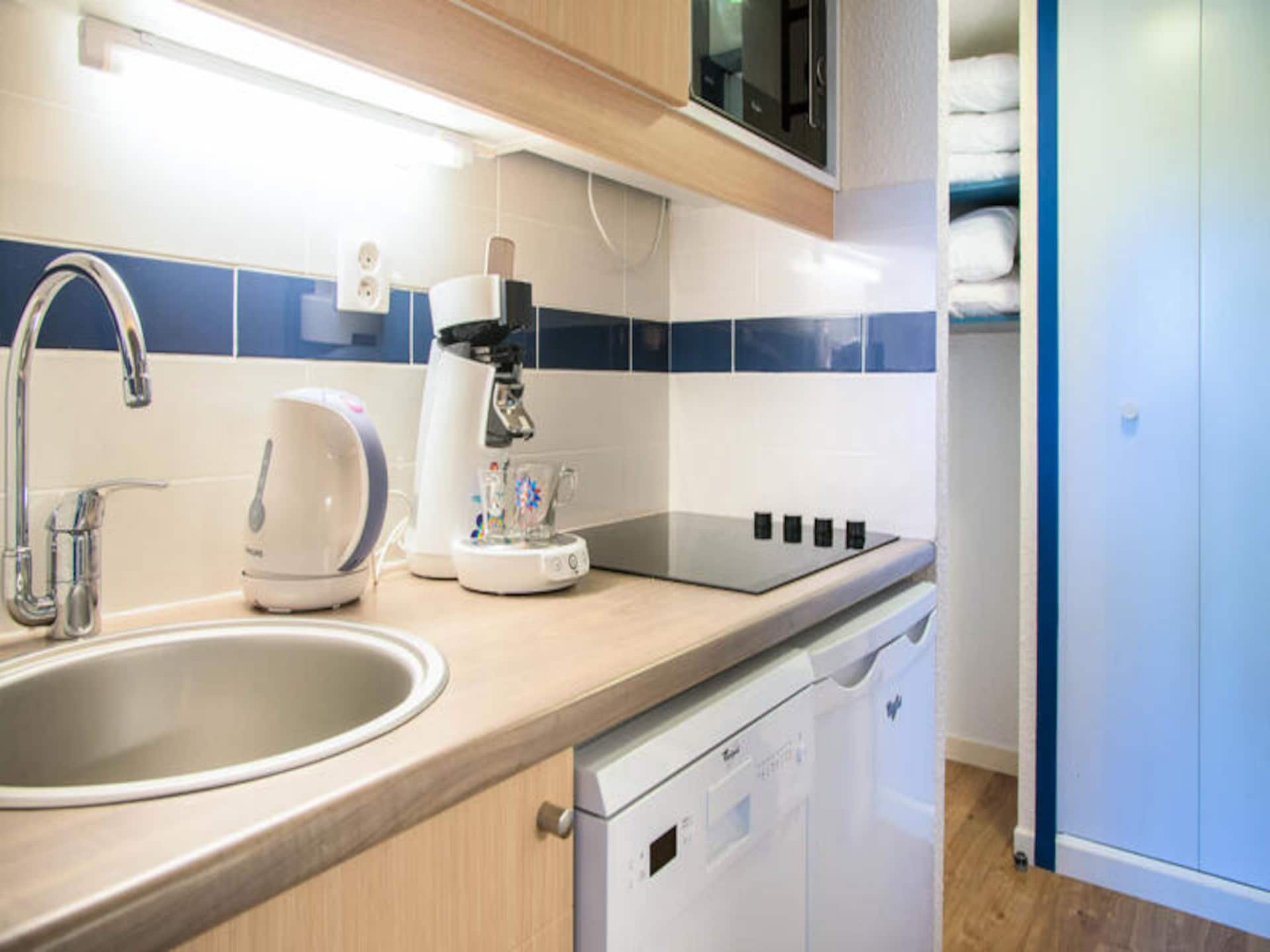Knus appartement voor 5 op autovrij park met zwembaden, vlakbij zee - foto 23