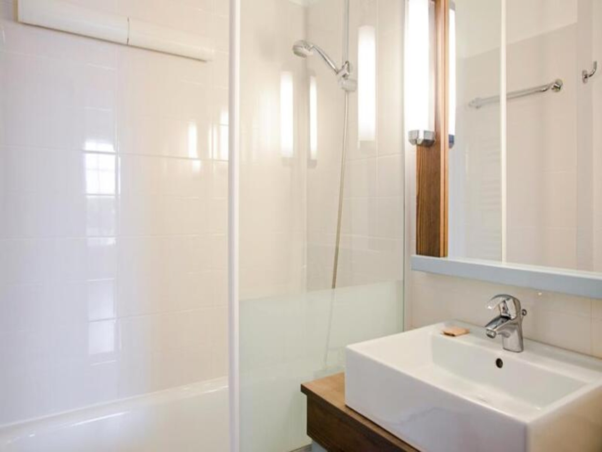 Appartement aan het meer met zwembaden, vlakbij strand en golfbaan - foto 26