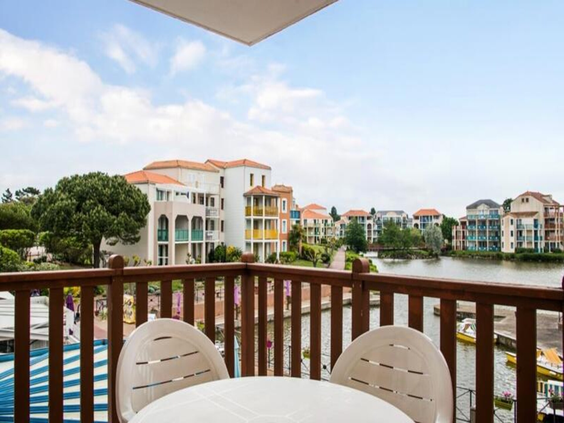 Appartement aan het meer met zwembaden, vlakbij strand en golfbaan - foto 28