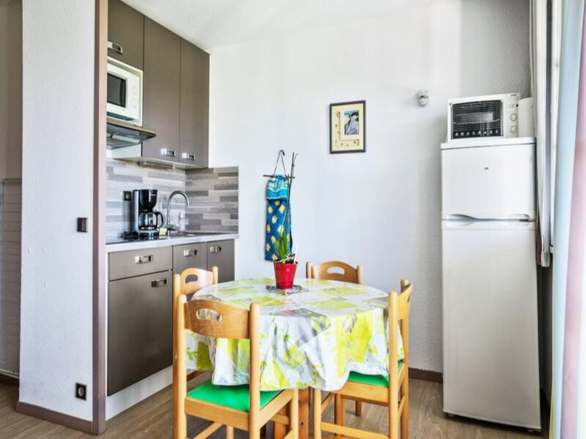 Zonnig appartement met balkon, uitzicht op meer, nabij strand van Veillon - foto 23