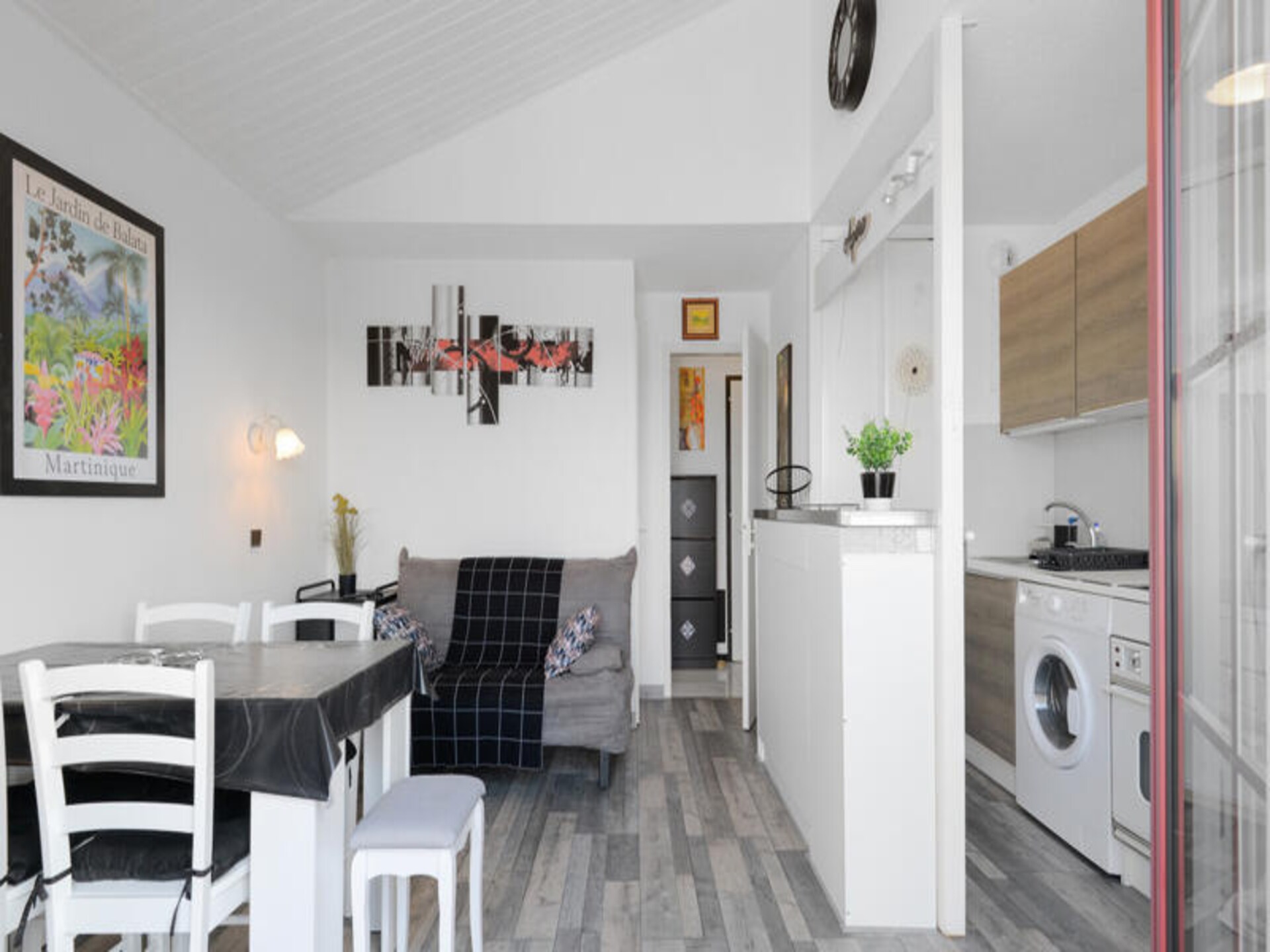 Modern appartement aan meer met zwembaden, op 2,5 km van strand - foto 22