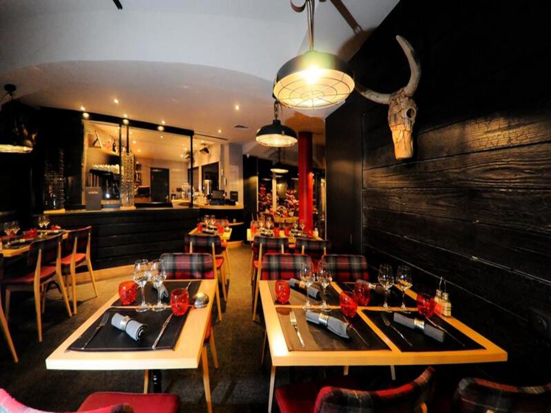 Knus appartement voor 4 personen in Village Montana, direct aan de piste in Val Thorens - foto 1