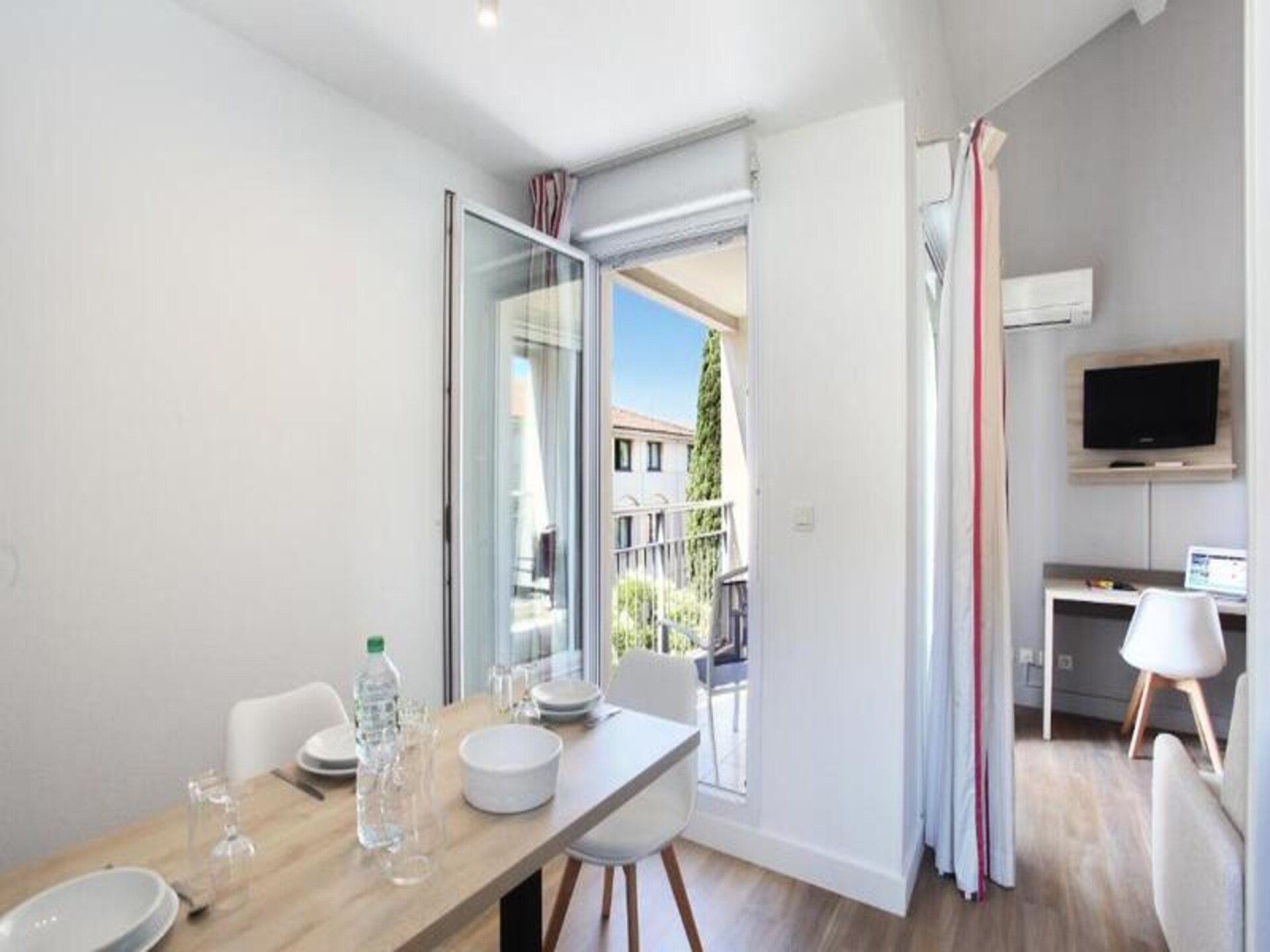 Ruim appartement voor 6 personen bij Aix-en-Provence met airco en balkon - foto 11