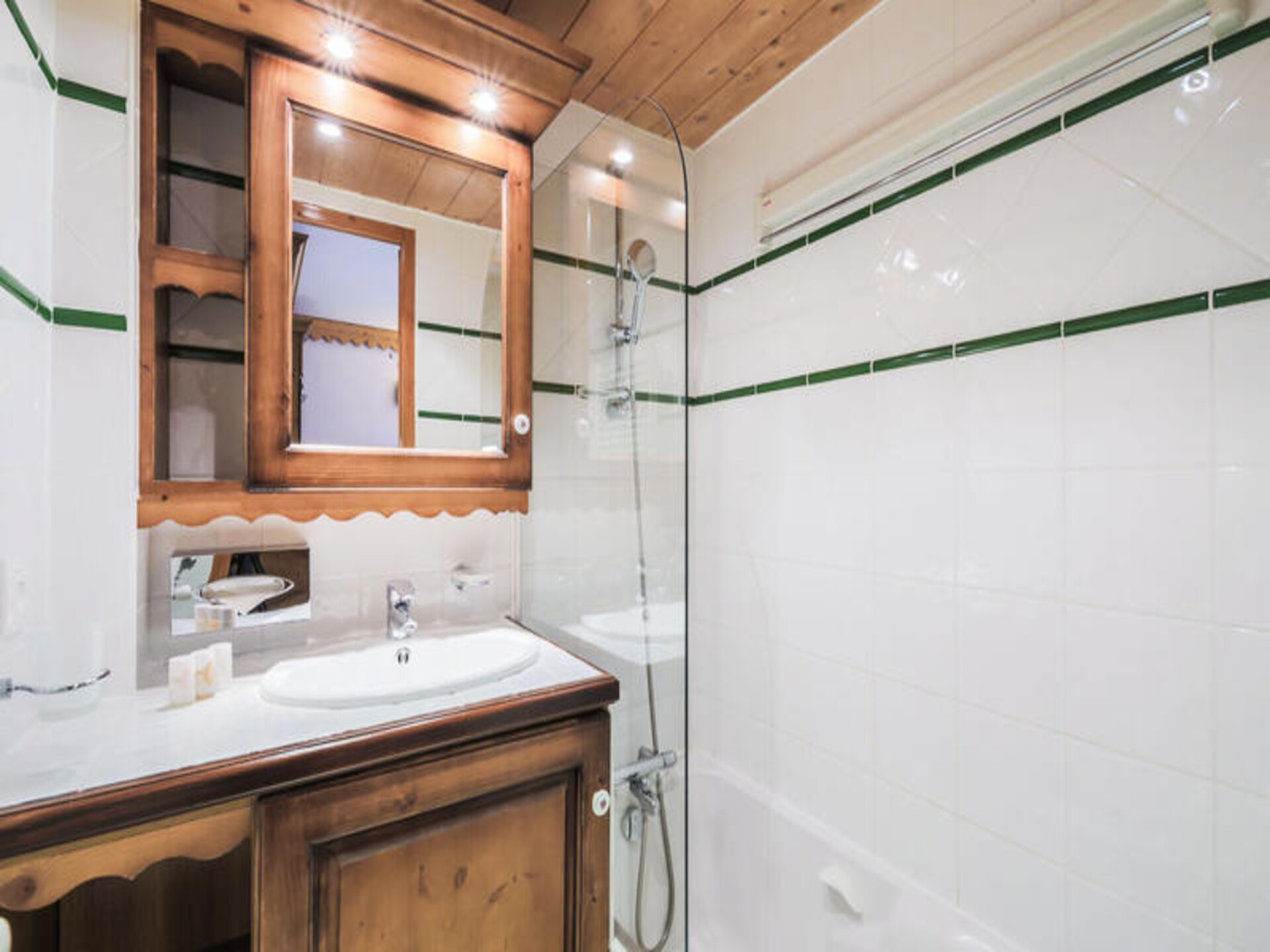 Ruim 6-persoons appartement met sauna en zwembad in Arc 1800 - foto 21