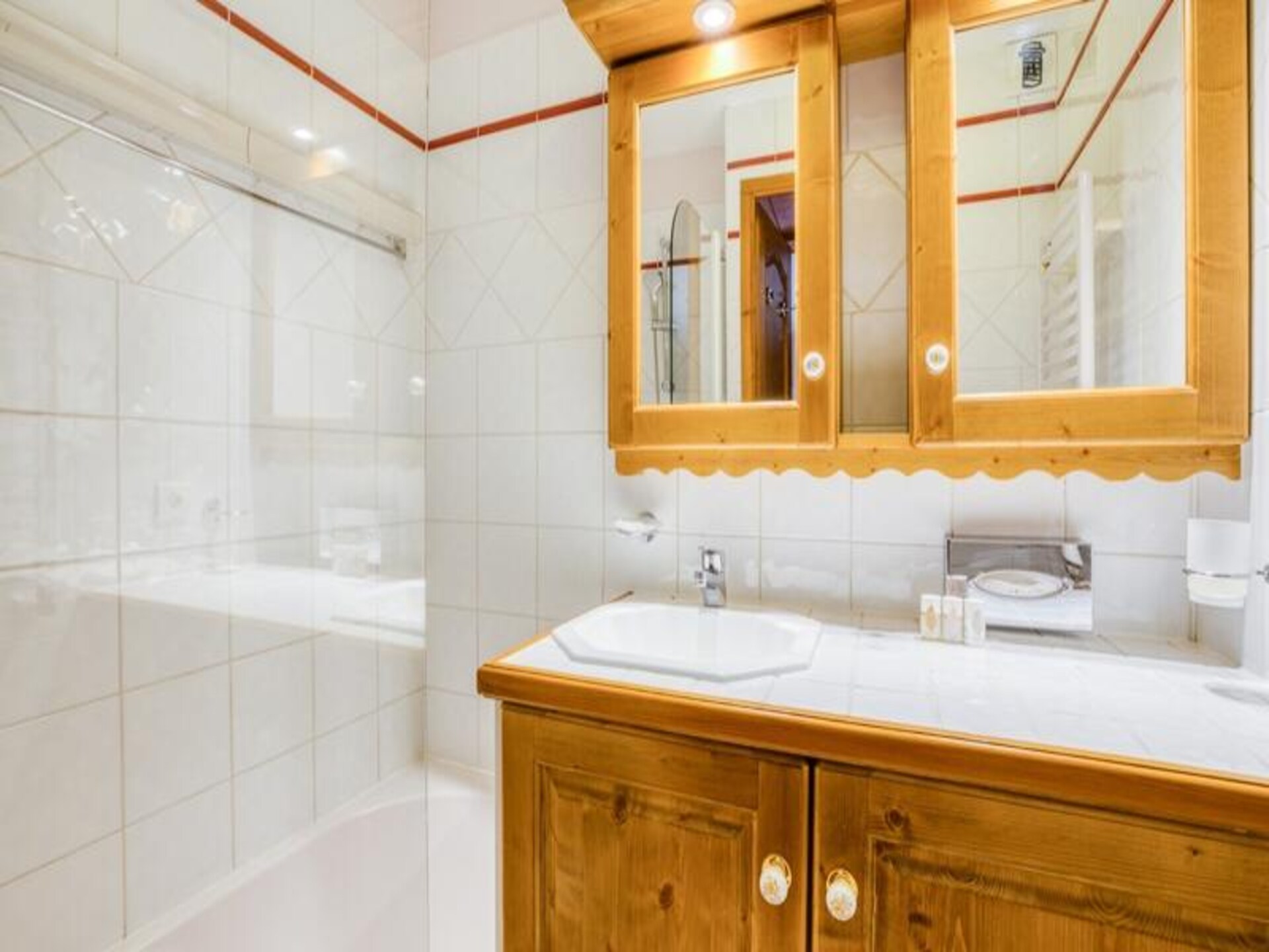 Ruim 8-persoons appartement in Arc 1800 met zwembad en sauna - foto 17