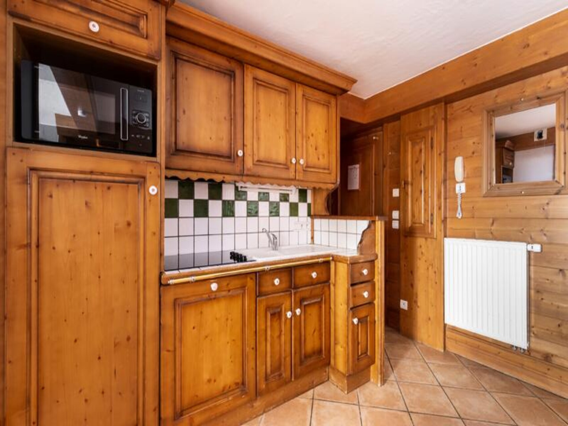 Ruim 8-persoons appartement met wellness en zicht op Mont Blanc - foto 11