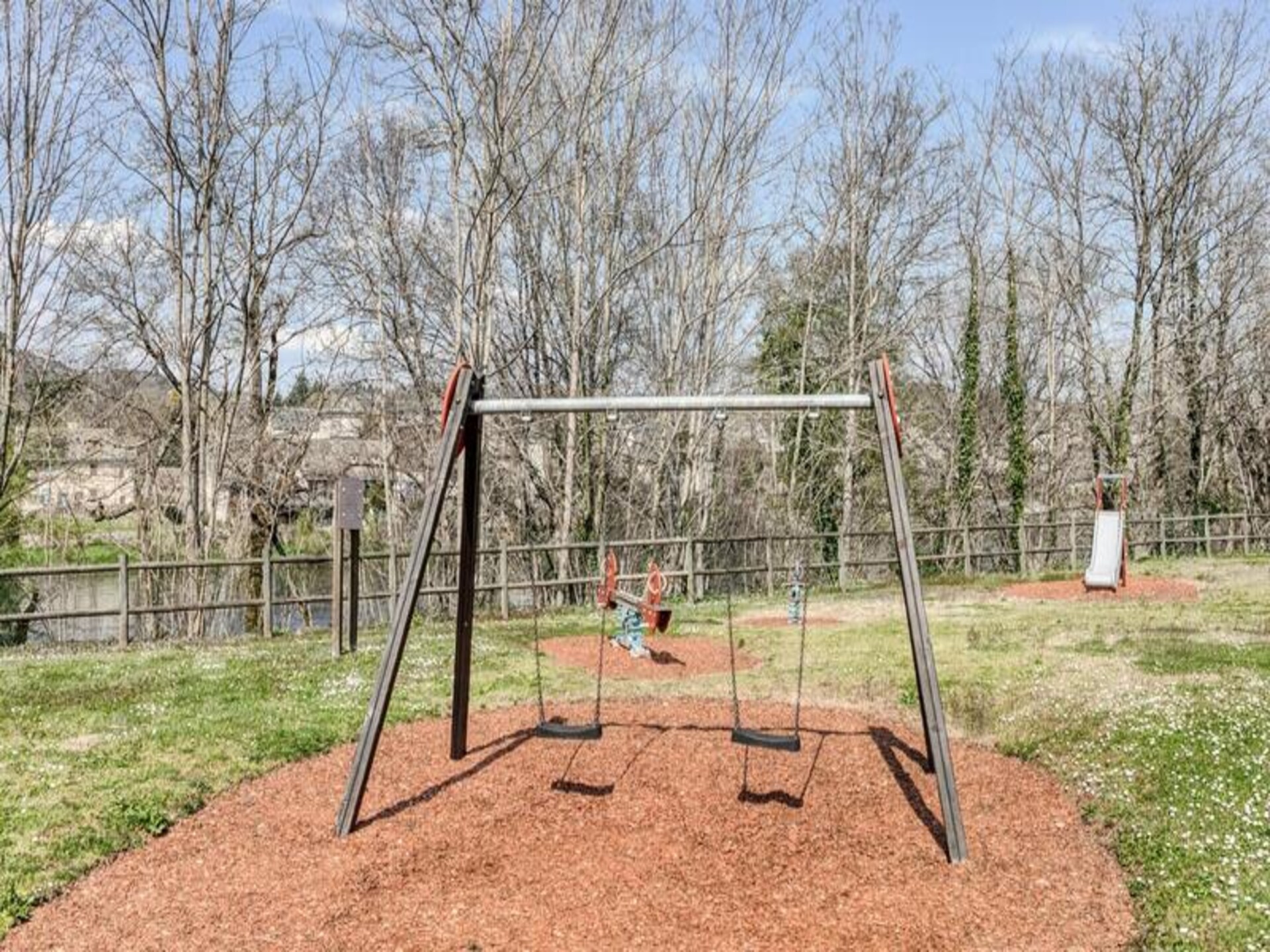 Gezellig appartement aan de Dordogne met zwembad in Argentat - foto 9