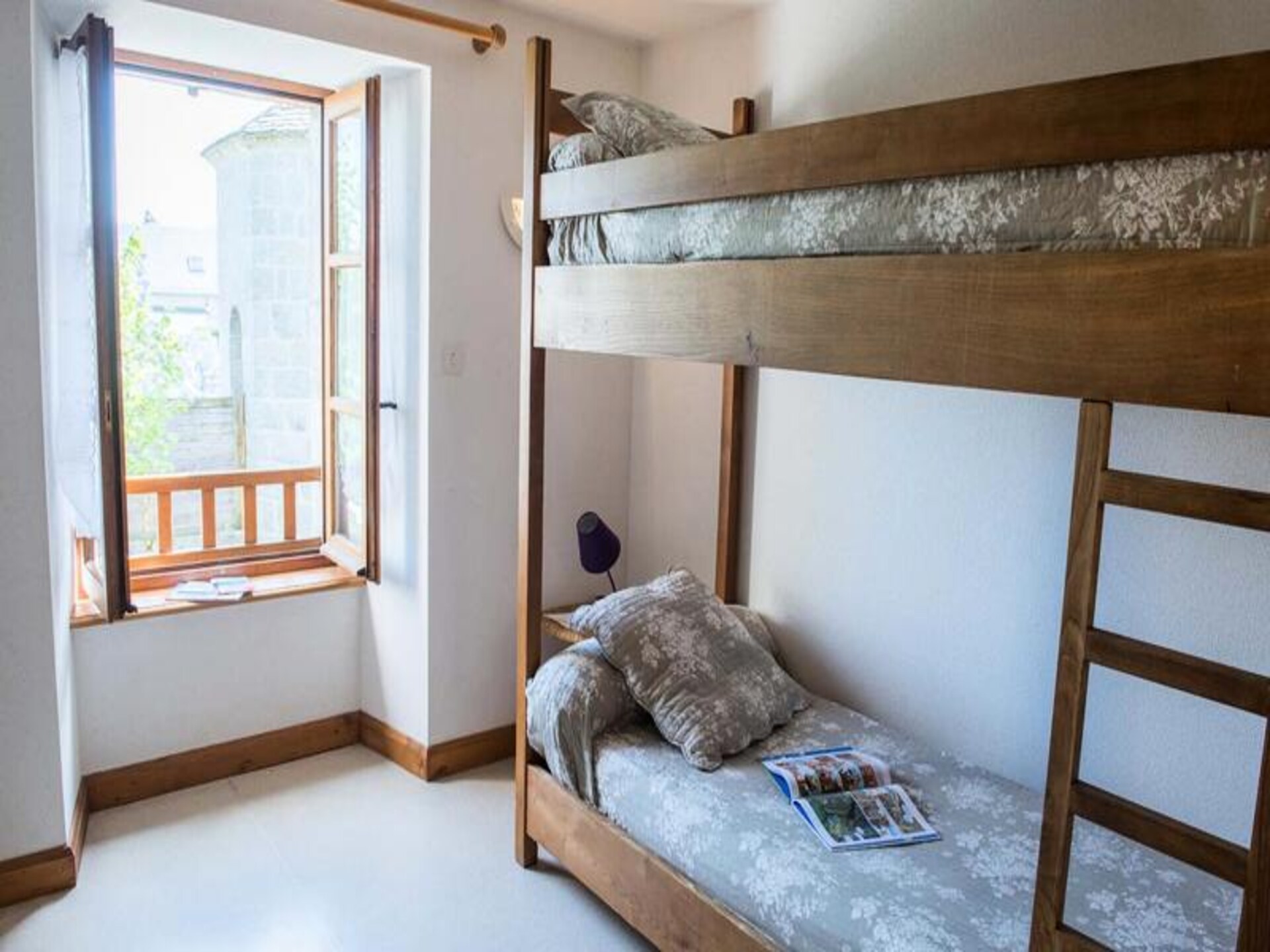 Authentiek dorpsappartement voor 7 personen in Fau de Peyre met tuin - foto 11