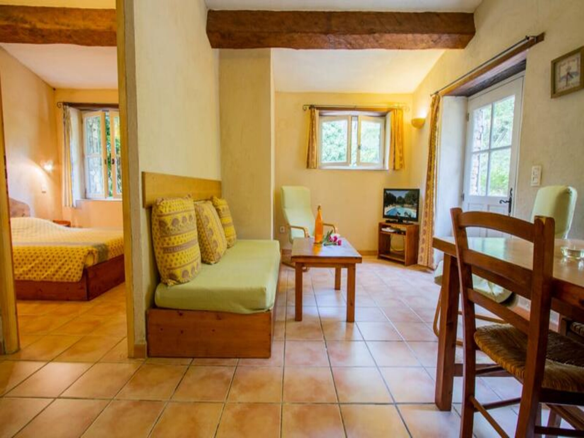 Authentiek appartement op 6 ha domein met zwembad in Flayosc, Provence - foto 22