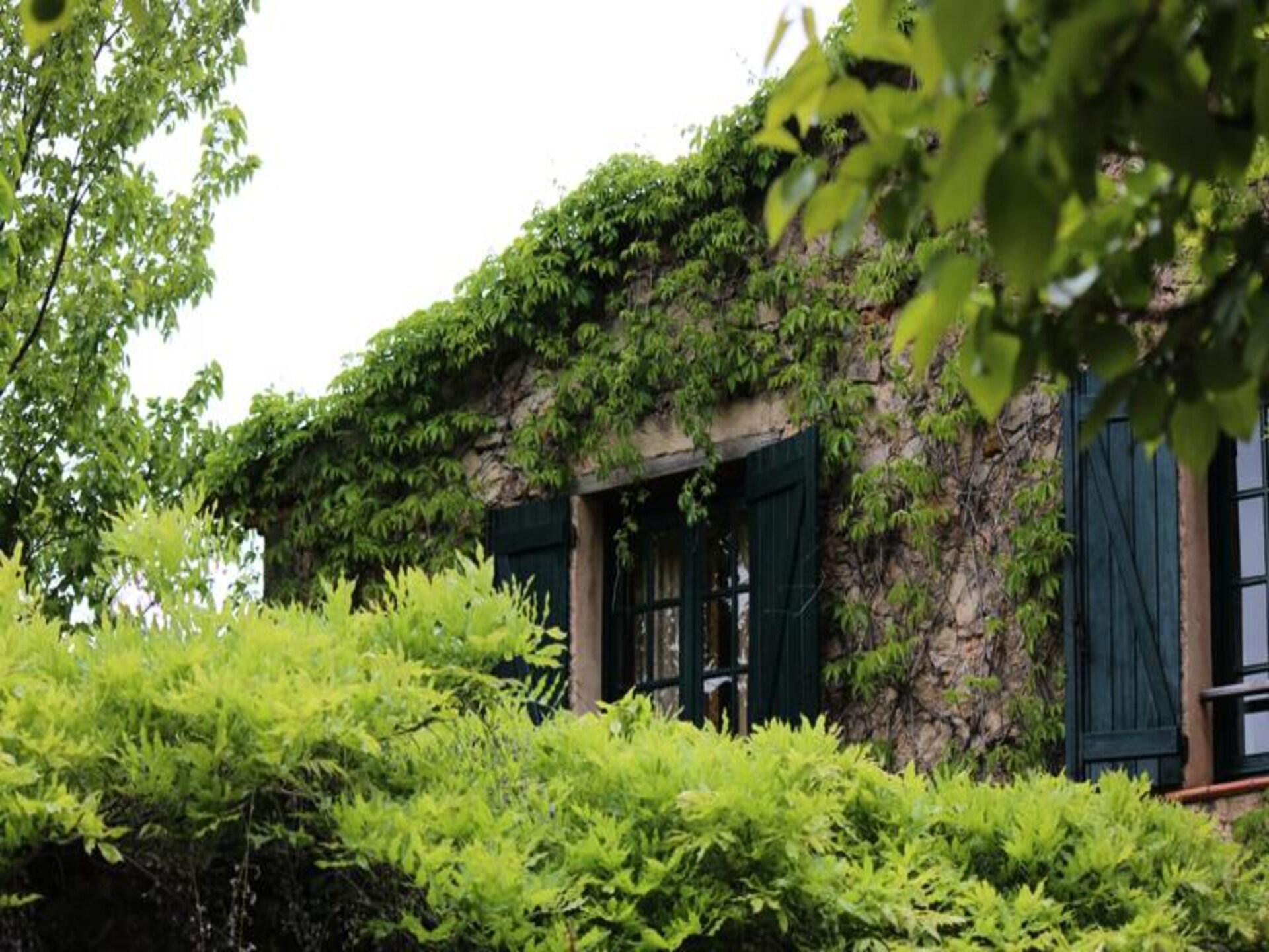L'Oubradou: Authentiek Provencaals appartement met gedeeld zwembad in 6 hectare natuur - foto 11