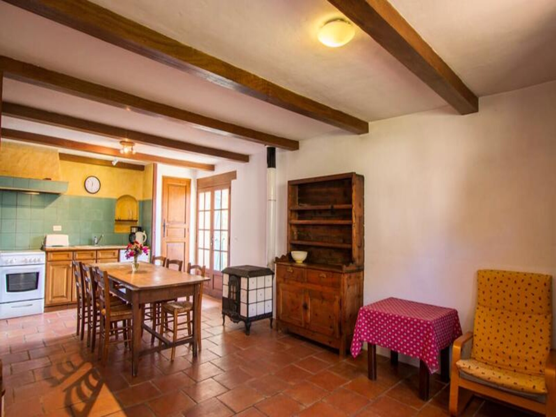 L'Oubradou: Authentiek Provencaals appartement met gedeeld zwembad in 6 hectare natuur - foto 23