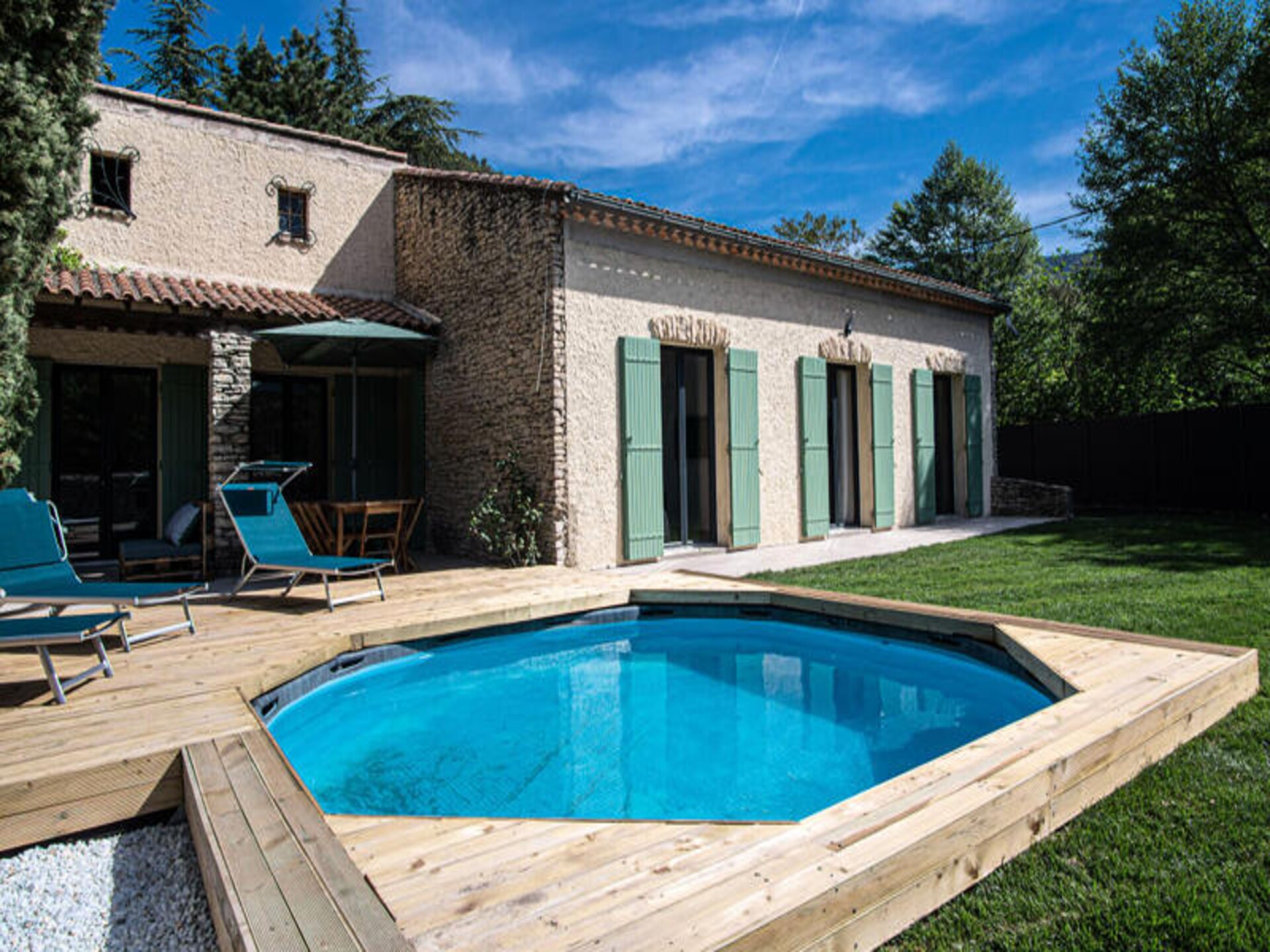 Gerenoveerd familiehuis met privézwembad in Fontaine-de-Vaucluse - foto 1