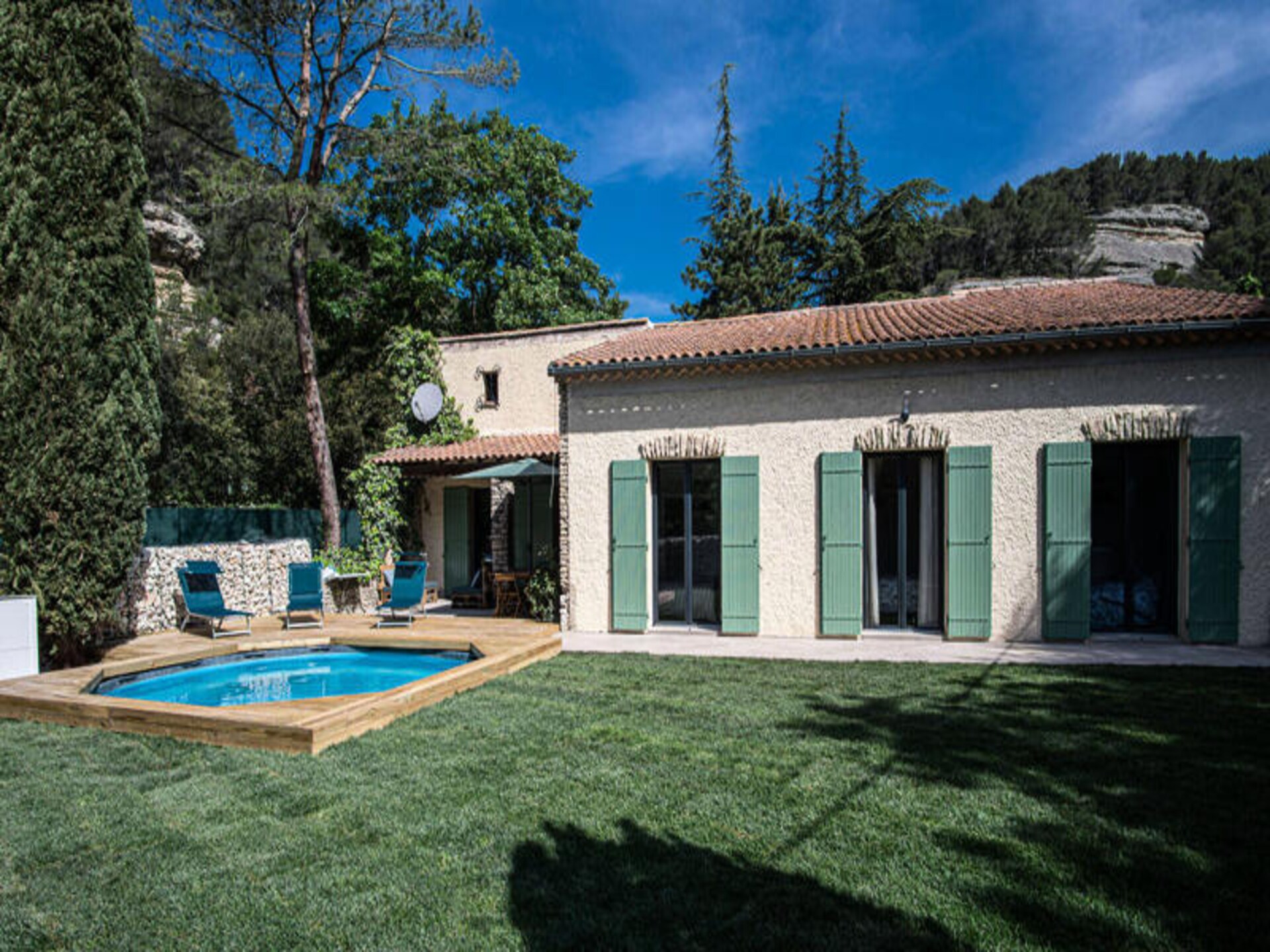 Gerenoveerd familiehuis met privézwembad in Fontaine-de-Vaucluse - foto 3