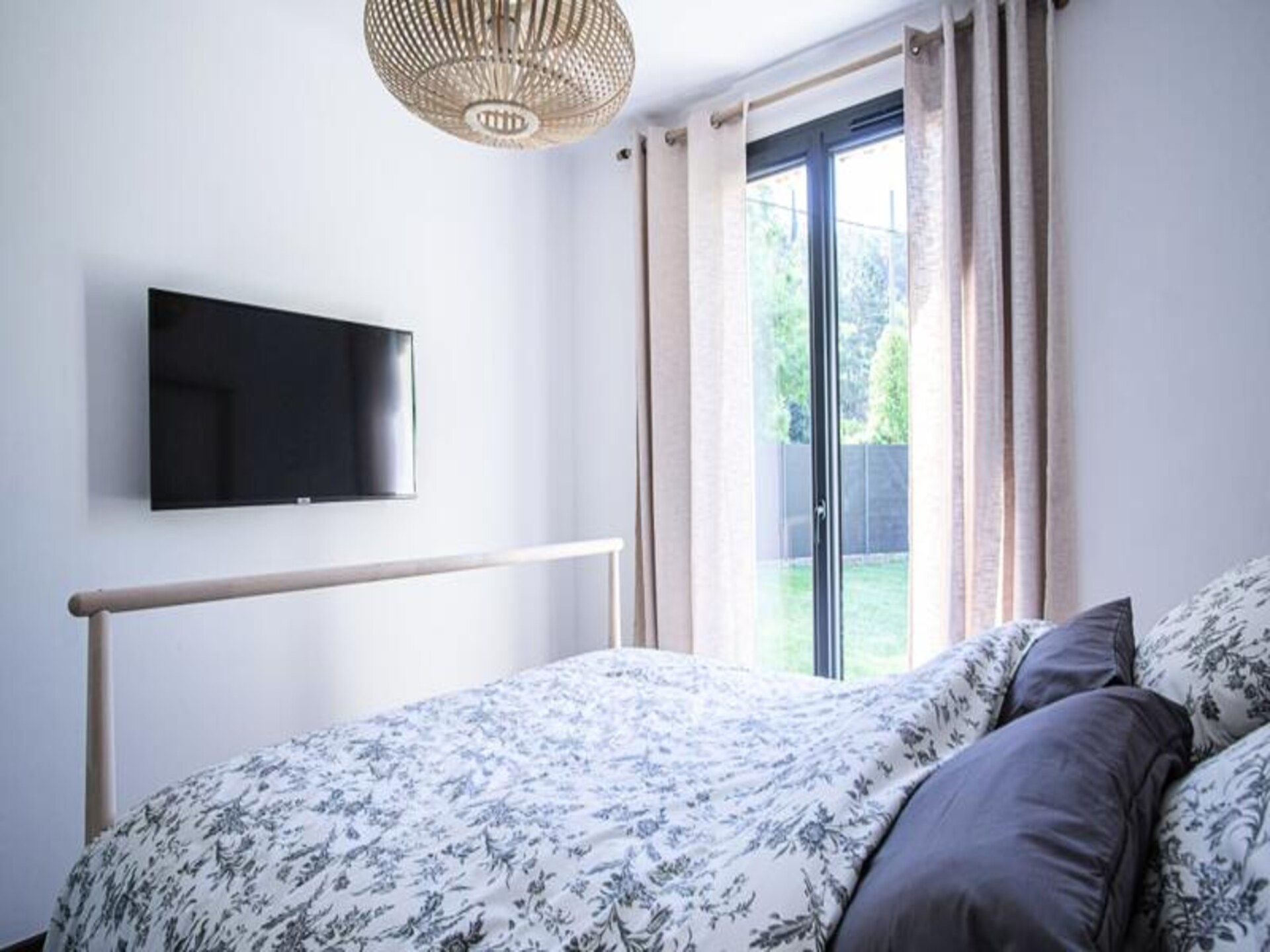 Gerenoveerd familiehuis met privézwembad in Fontaine-de-Vaucluse - foto 8