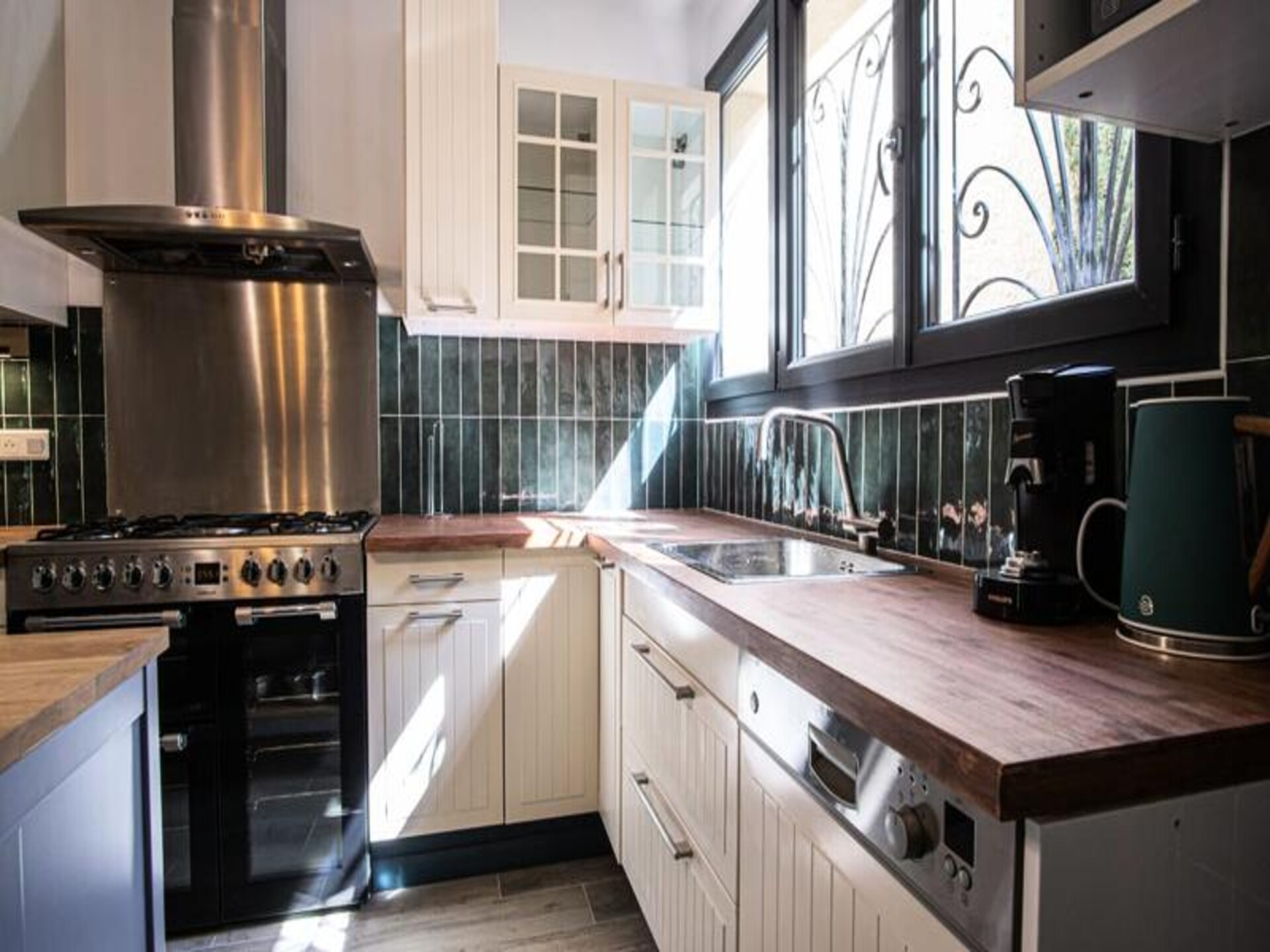 Gerenoveerd familiehuis met privézwembad in Fontaine-de-Vaucluse - foto 16