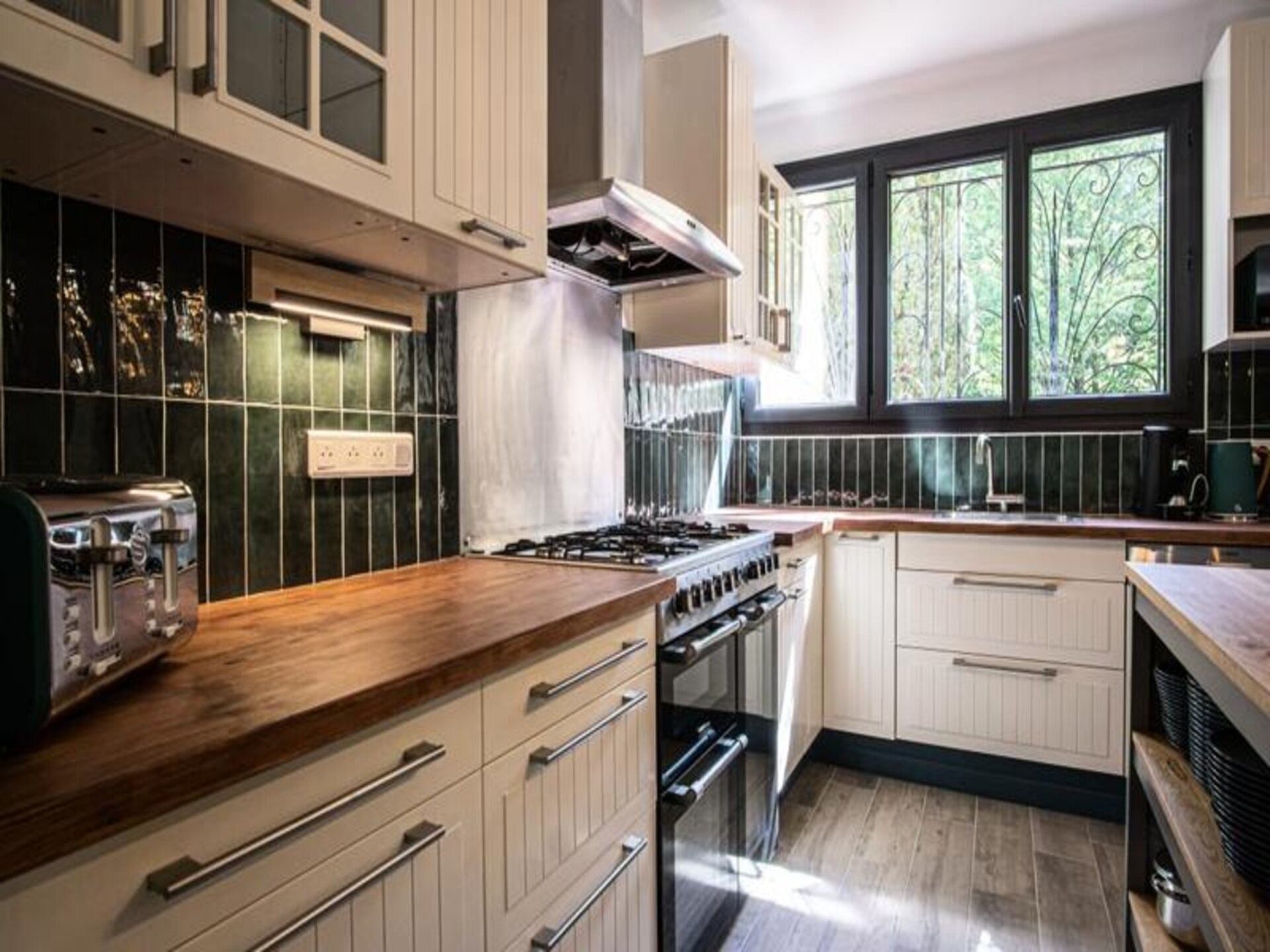 Gerenoveerd familiehuis met privézwembad in Fontaine-de-Vaucluse - foto 17