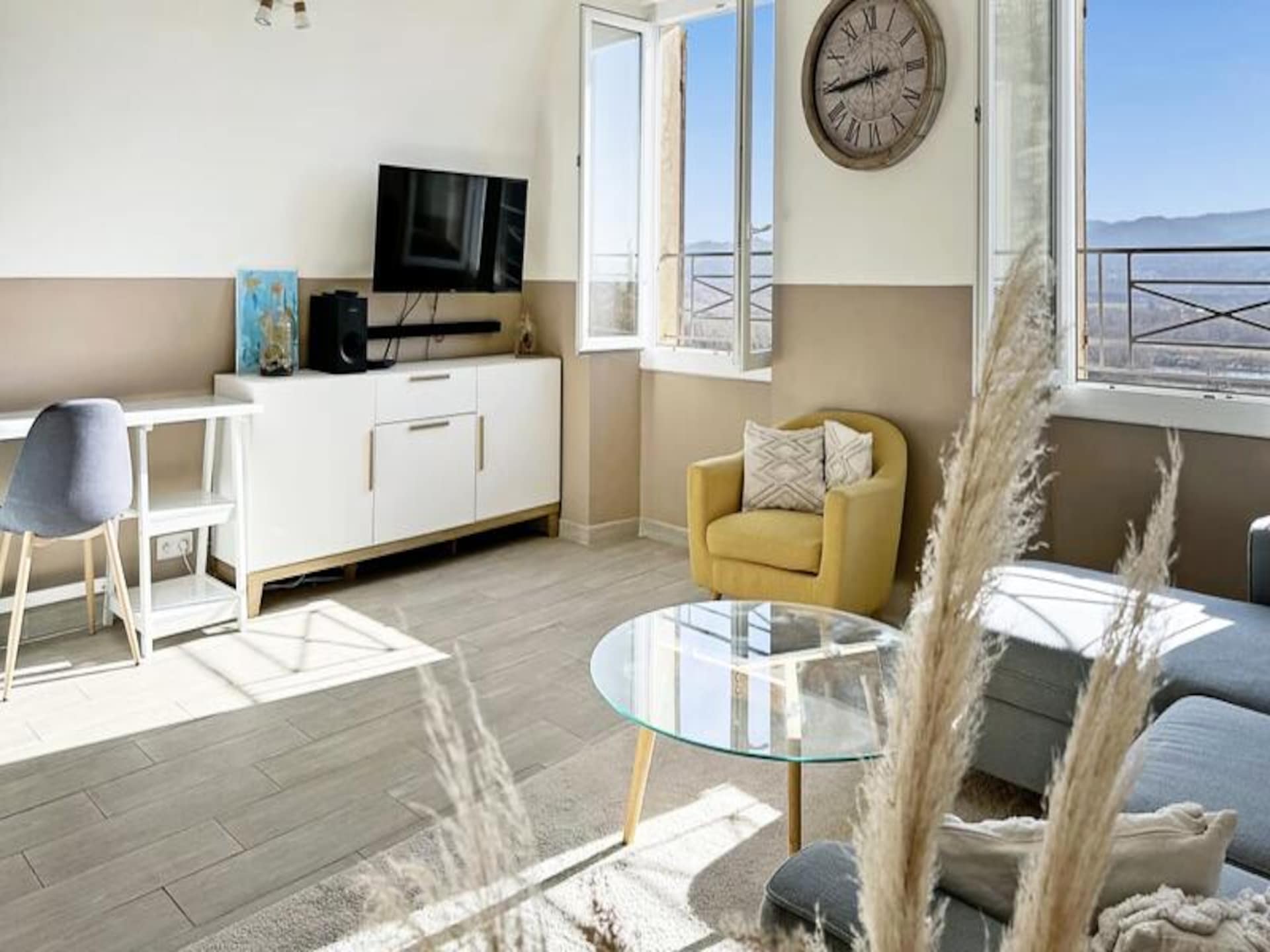 Authentiek gewelfd appartement in Lauris met panoramisch uitzicht over de Durance-vallei - foto 7