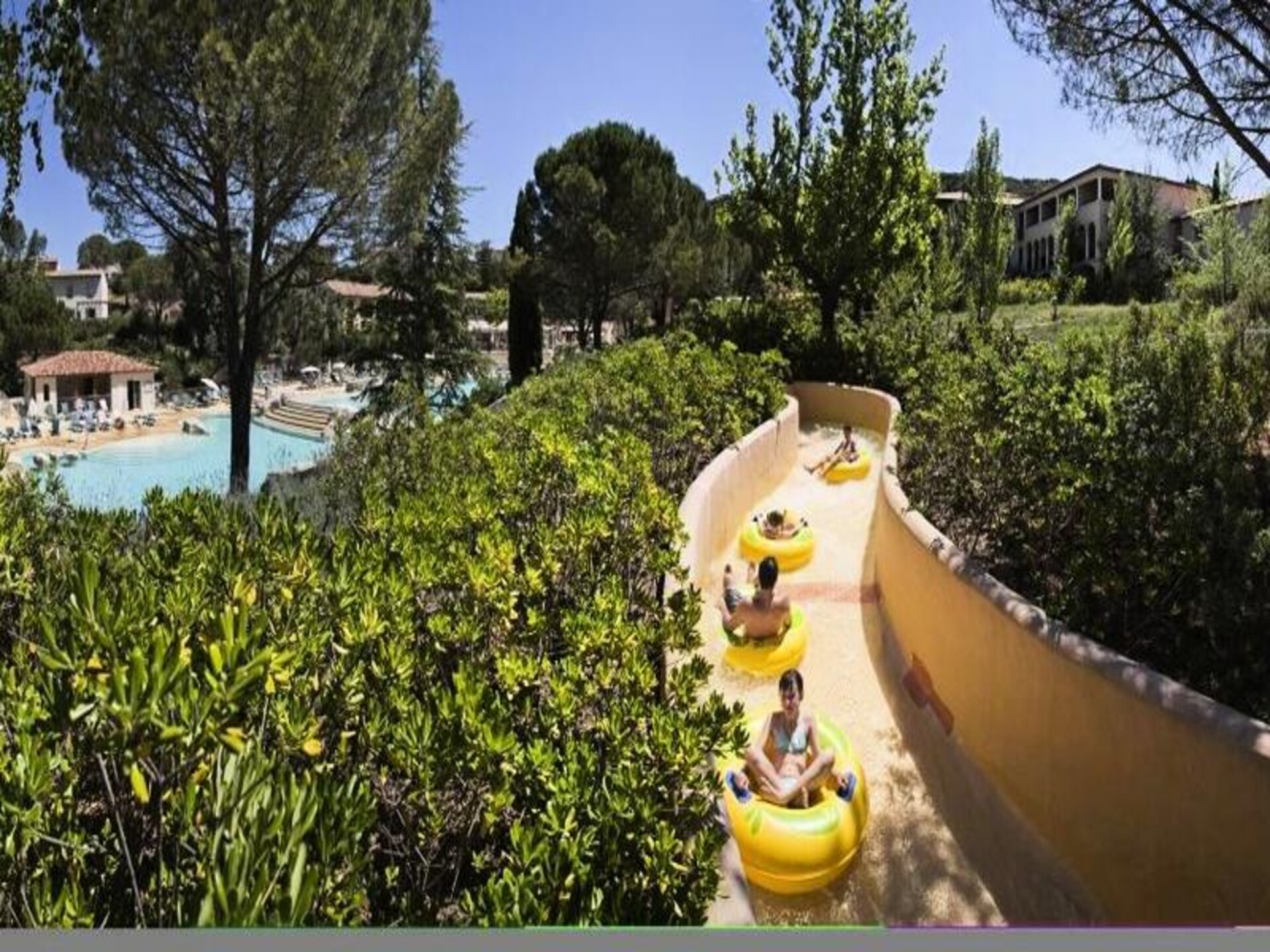 Knus familie-appartement in bosrijk vakantiedorp in de Ardèche - foto 5