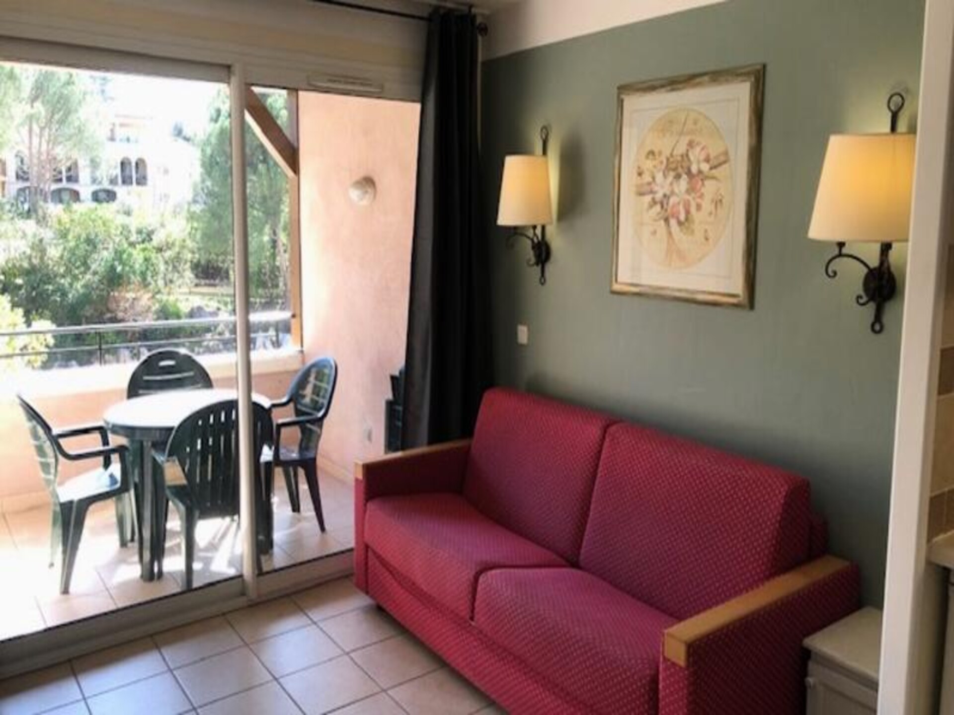 Knus appartement voor 4 op groen vakantiepark met zwembad in Grospierres - foto 14