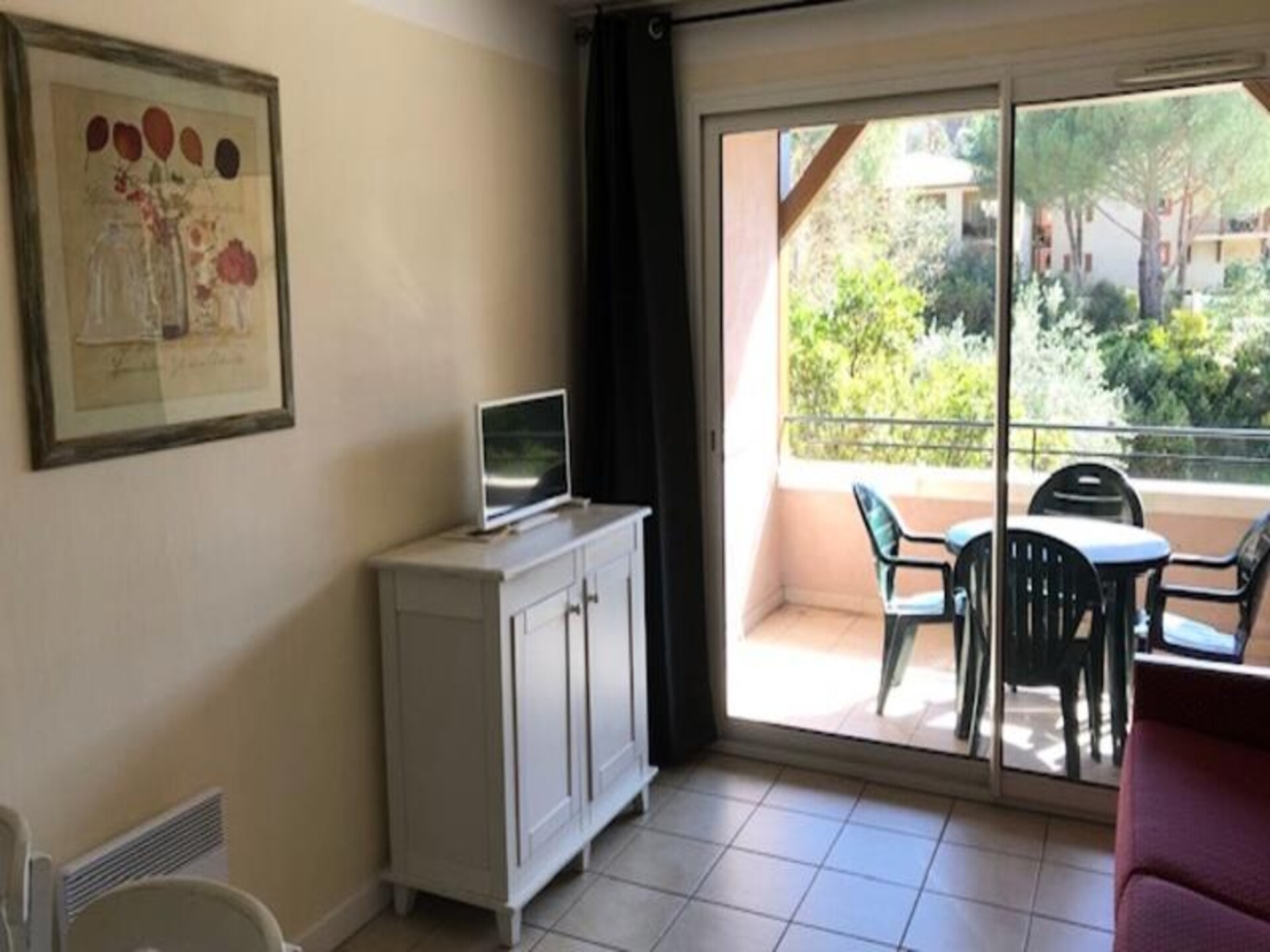 Knus appartement voor 4 op groen vakantiepark met zwembad in Grospierres - foto 15