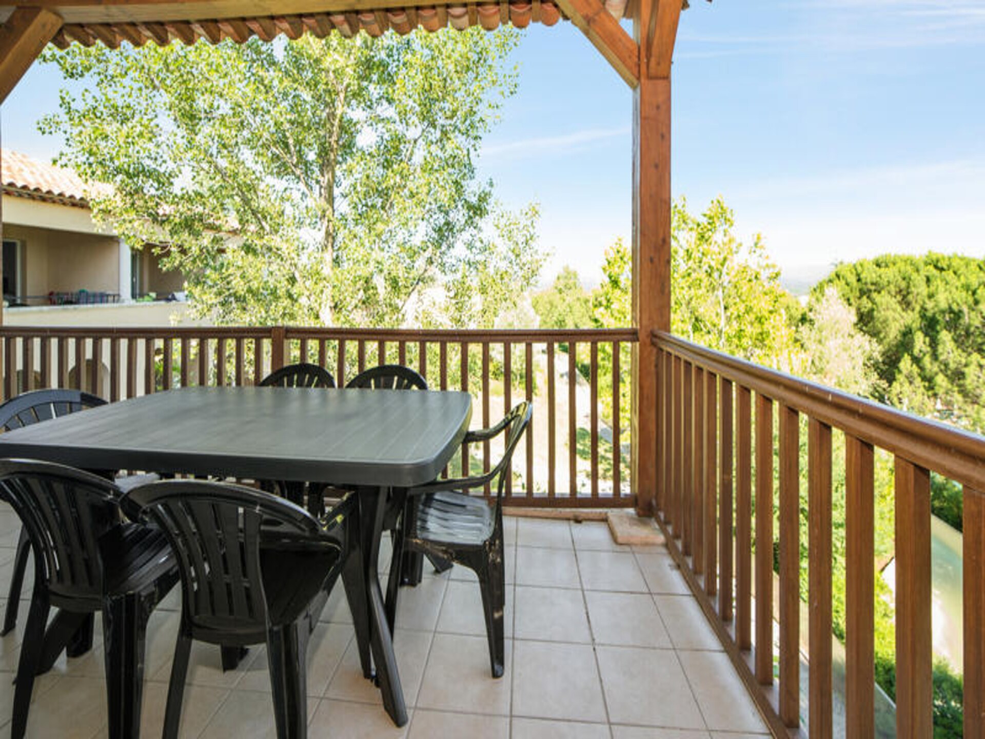 Rustiek appartement met terras en zwembad in de Ardèche - foto 19