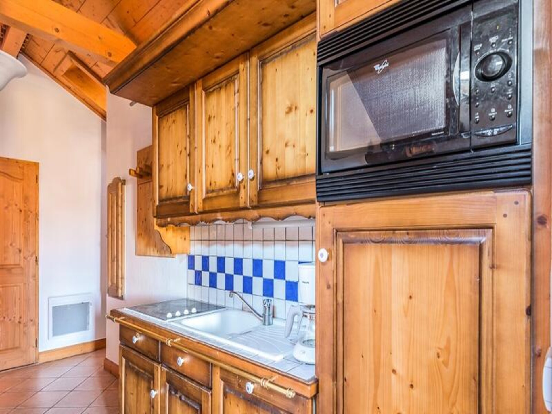 Authentiek chalet-appartement voor 7 personen met zwembad en sauna in Arâches - foto 19